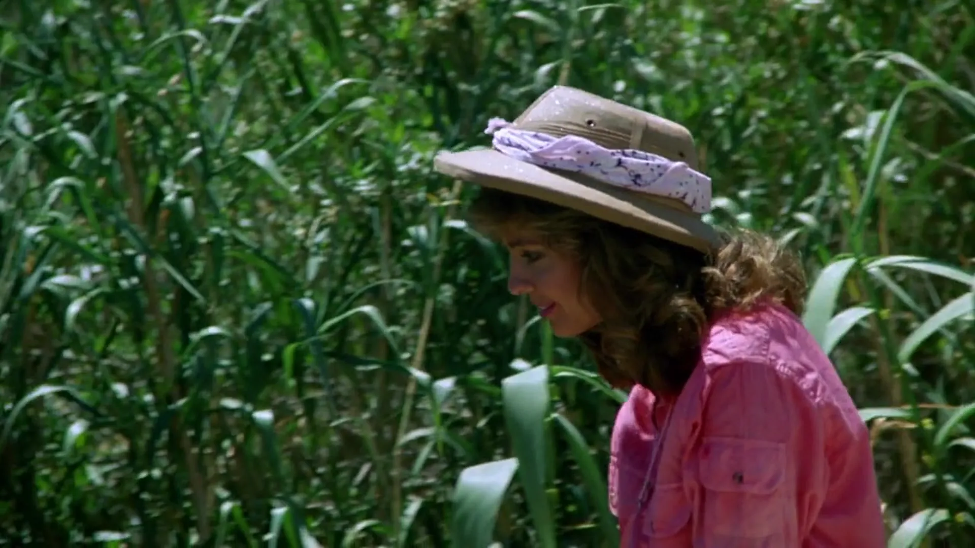 Cannibal Women in the Avocado Jungle of Death scene still 4
