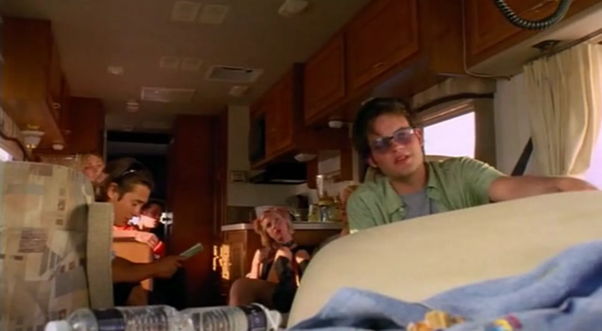 Detour scene still 3