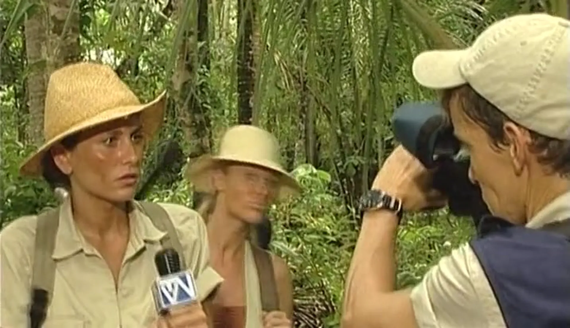 Mondo Cannibal scene still 4