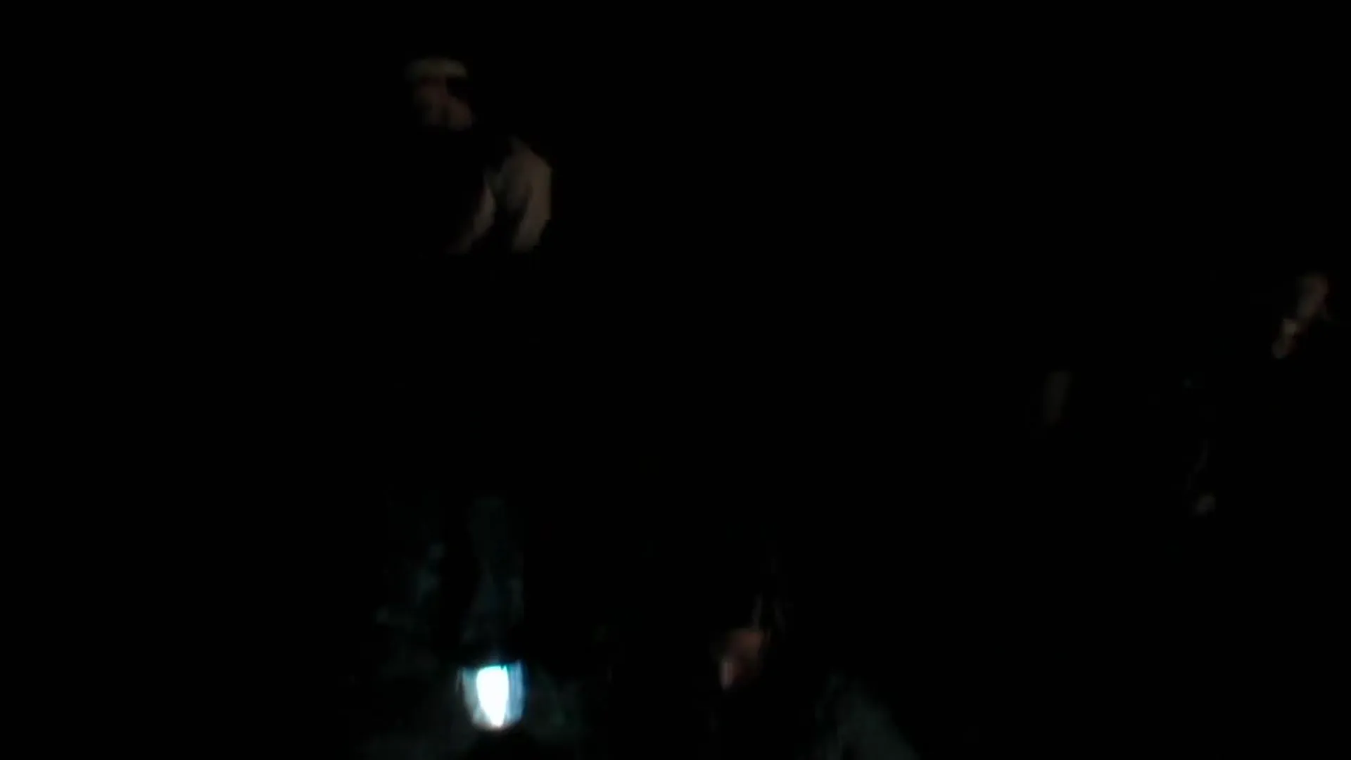 Welcome to the Jungle scene still 5