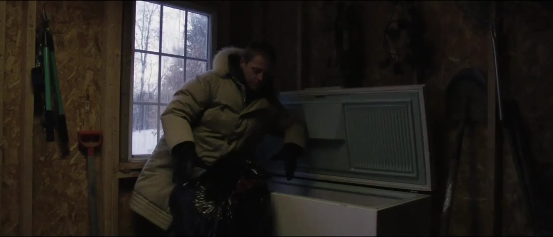 Eddie: The Sleepwalking Cannibal scene still 4