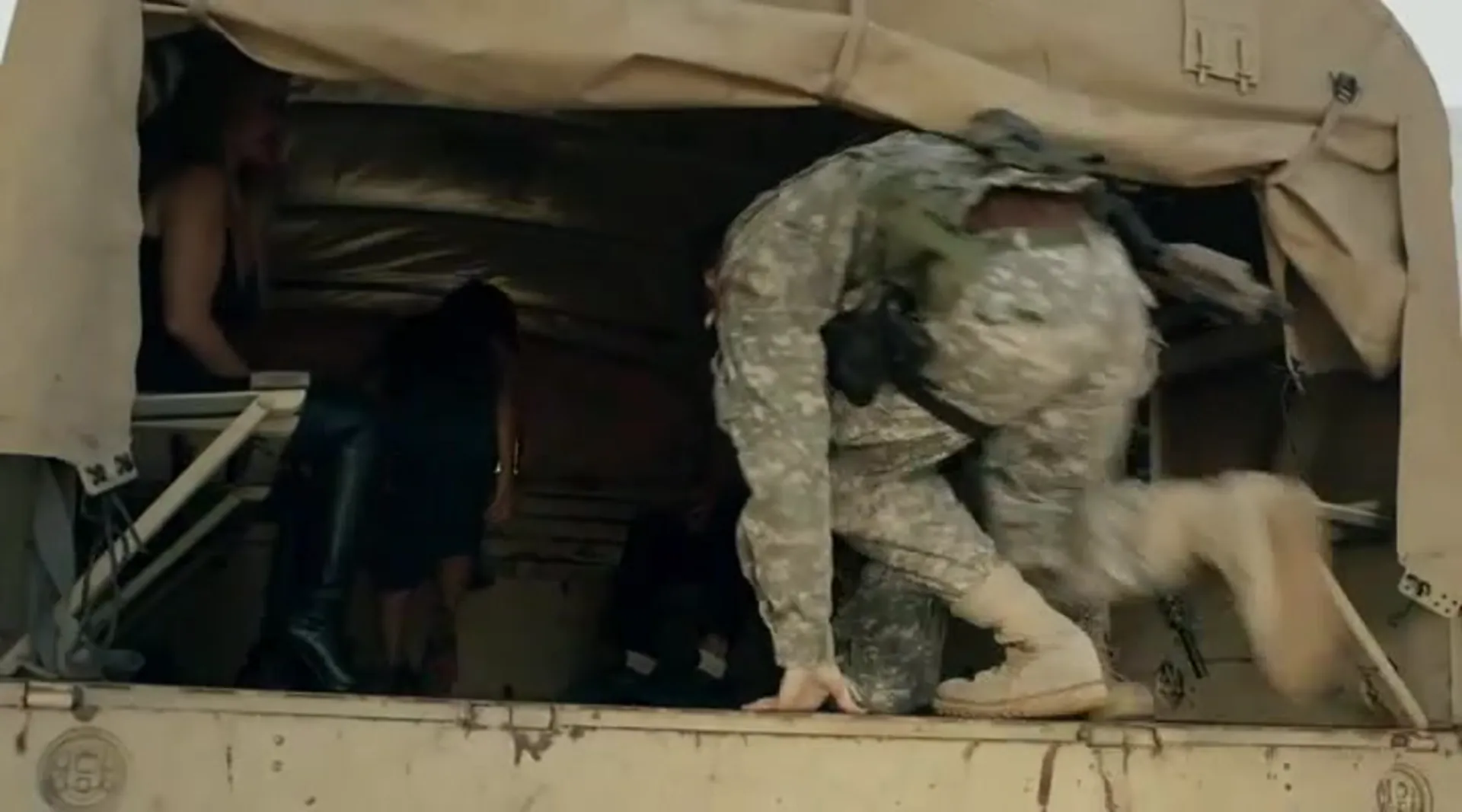 Lavalantula scene still 6