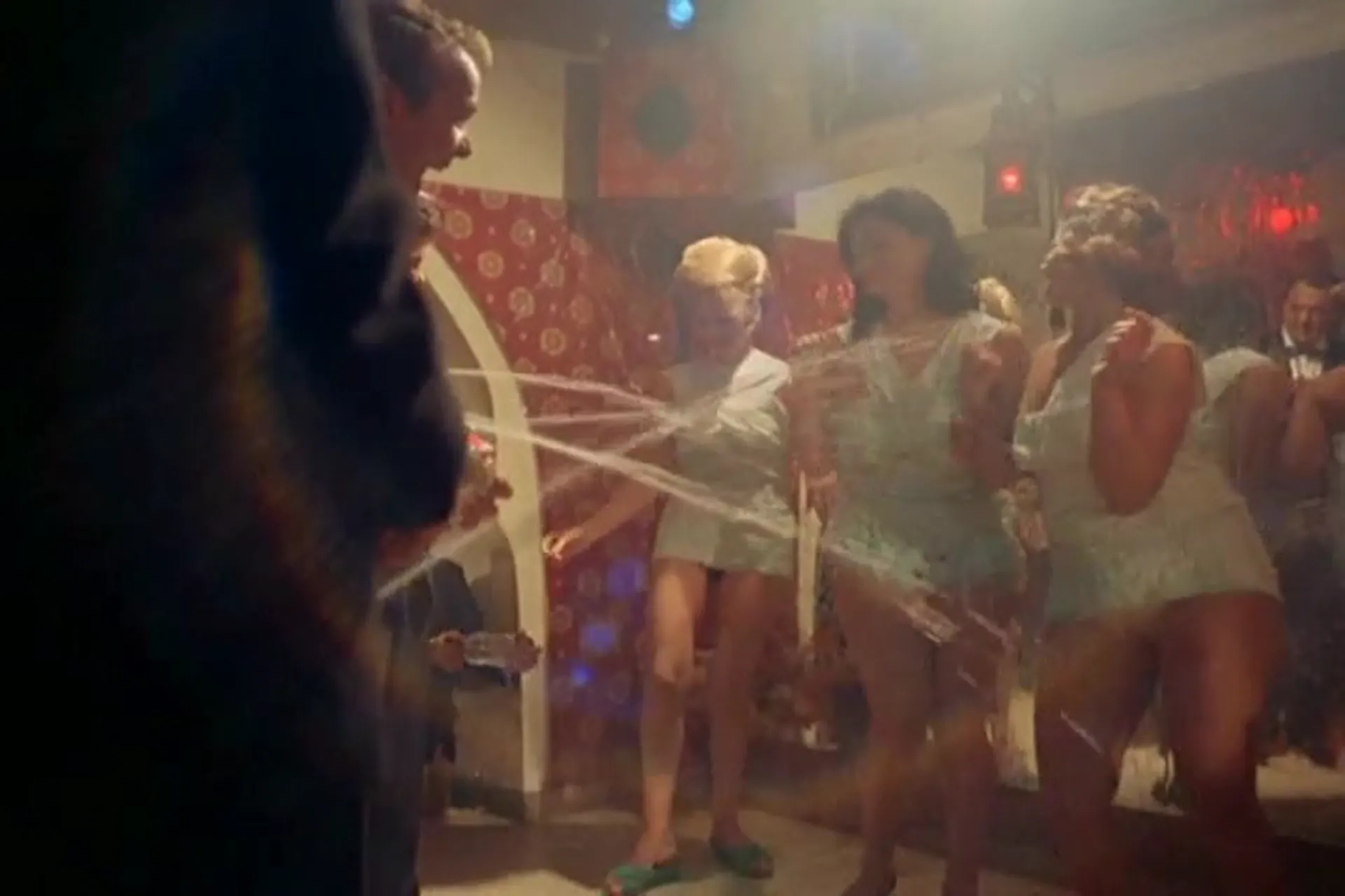 Mondo Pazzo scene still 9