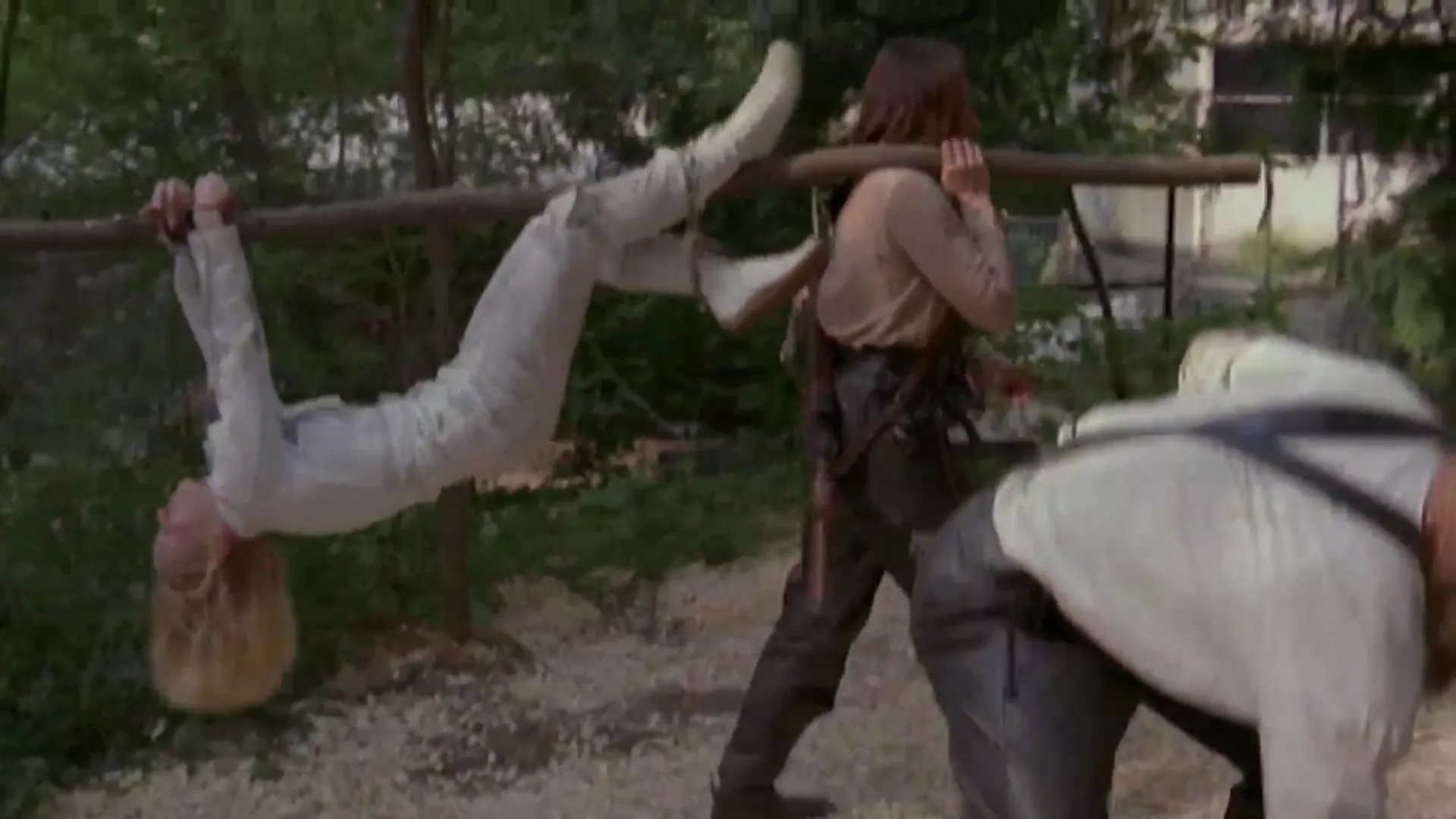 Alien Apocalypse scene still 6