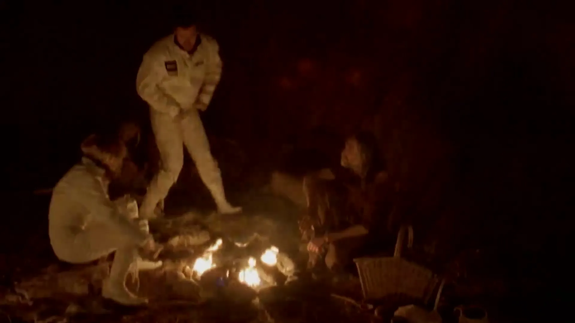 Alien Apocalypse scene still 2