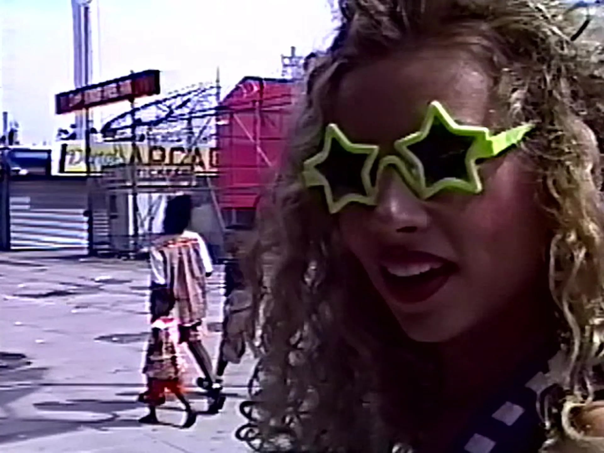 Kitty Coney Island scene still 1
