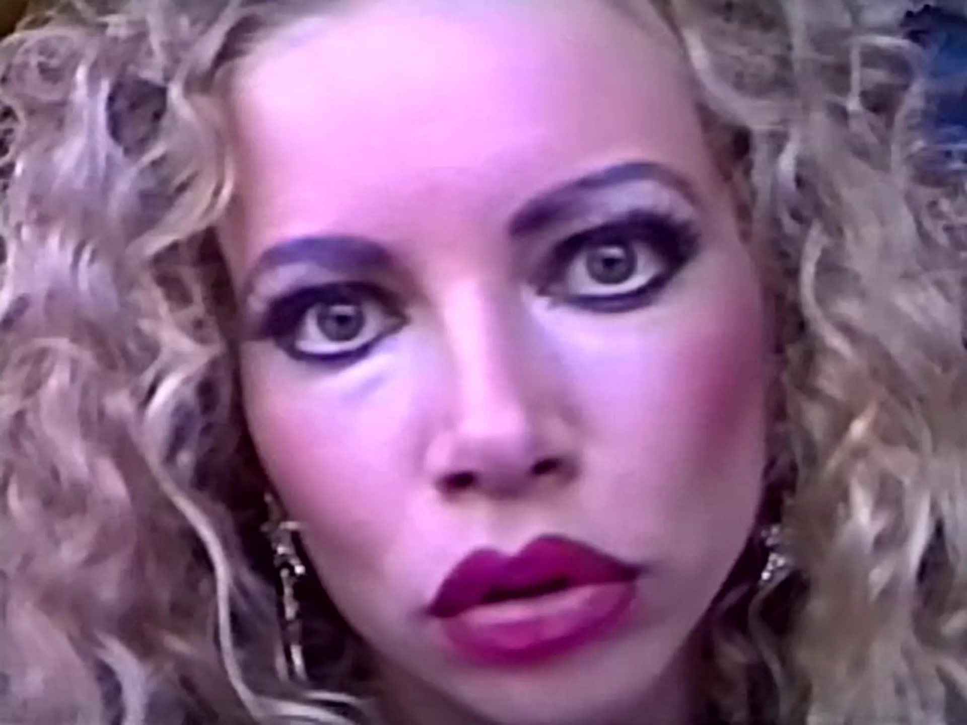 Kitty Coney Island scene still 4