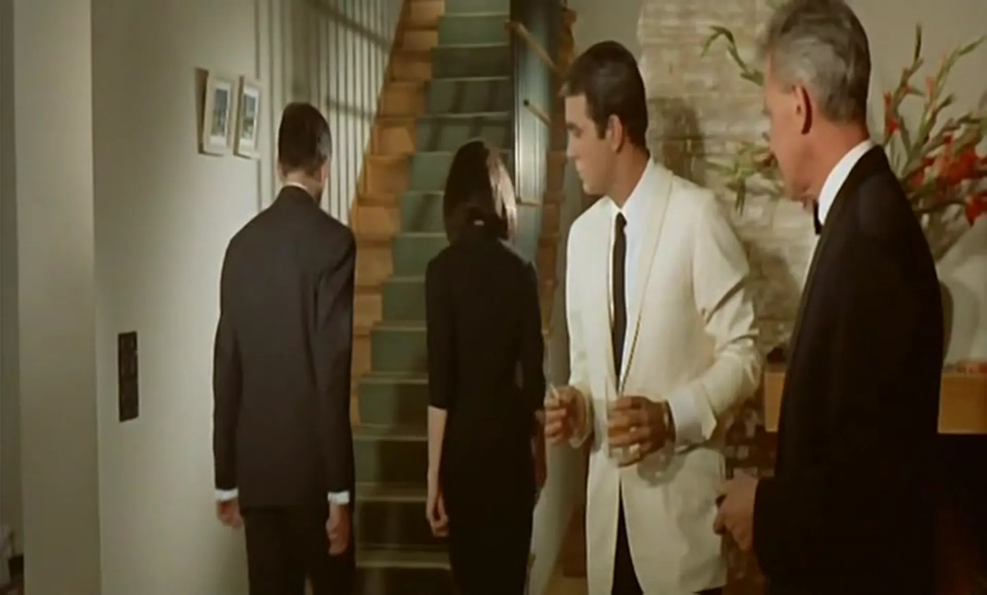 Spies Kill Silently scene still 3