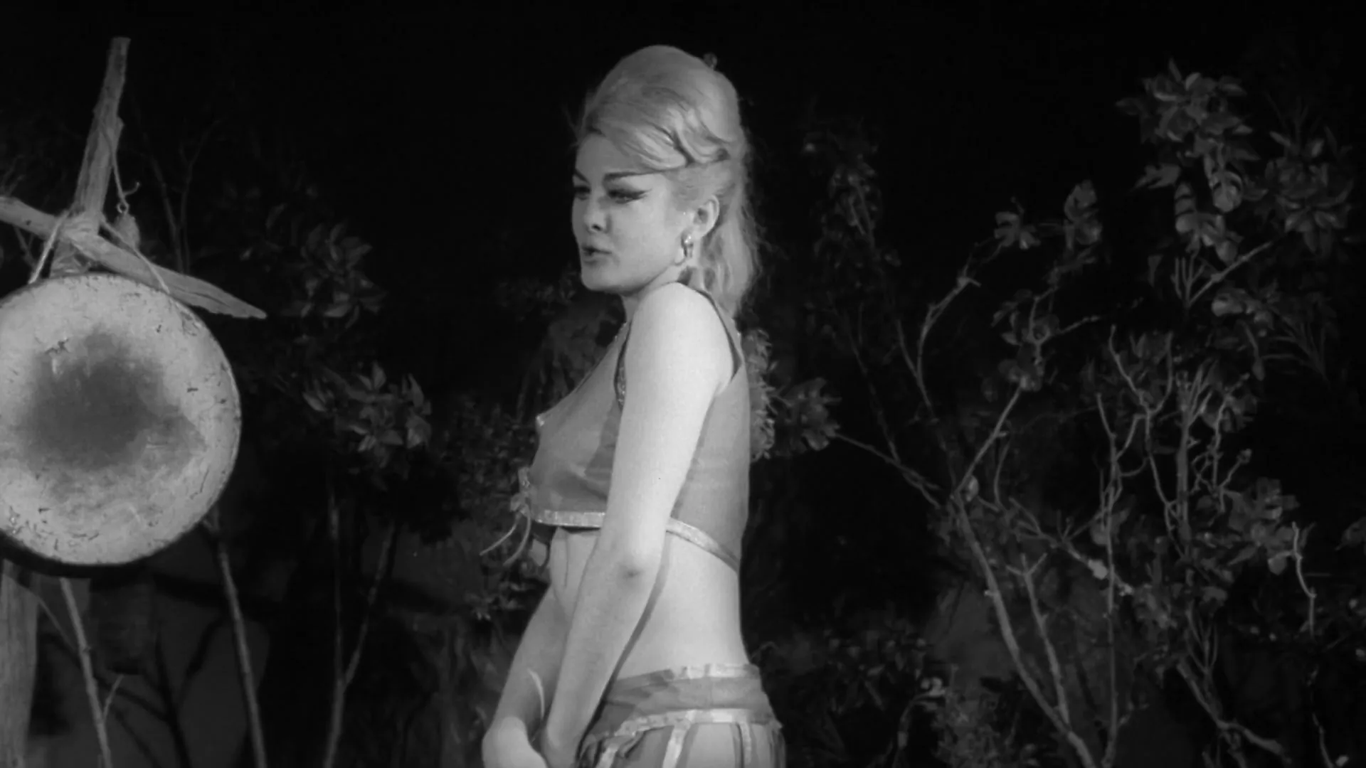 Pandora and the Magic Box scene still 10