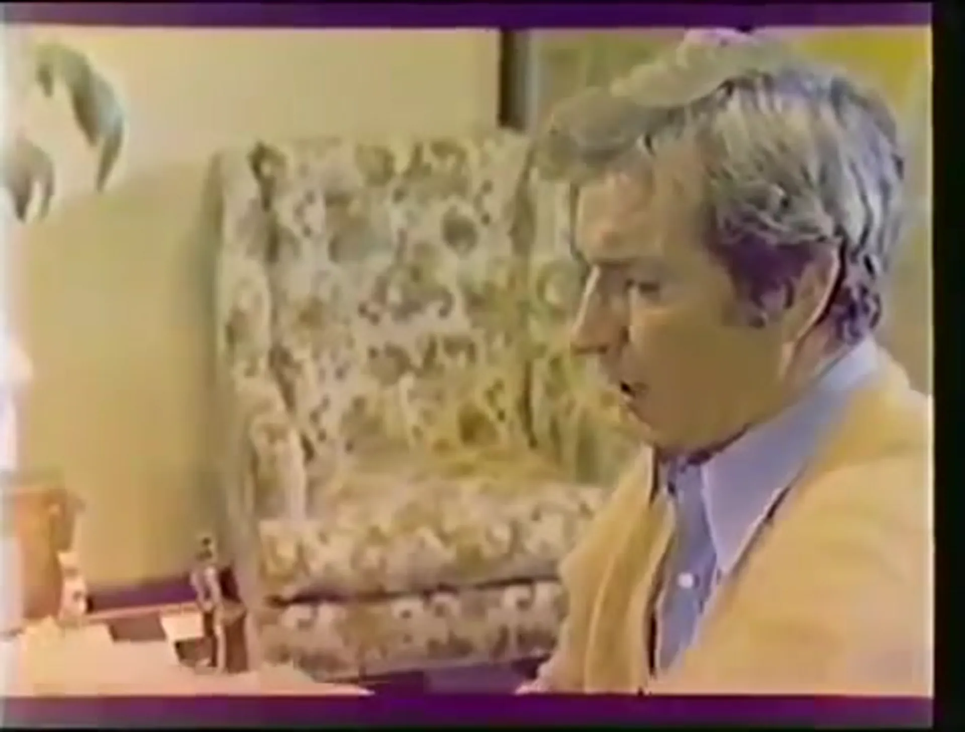 Love in a 4 Letter World scene still 3