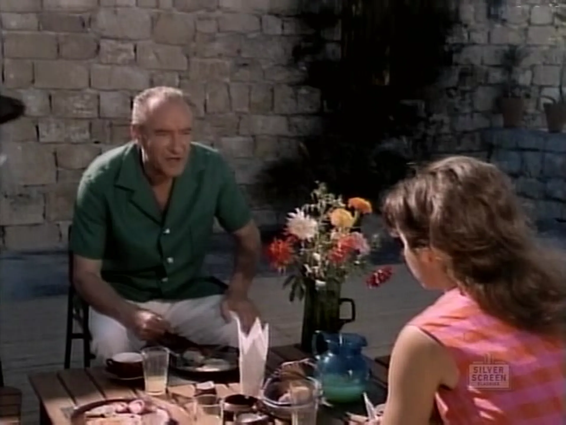 Trunk to Cairo scene still 4