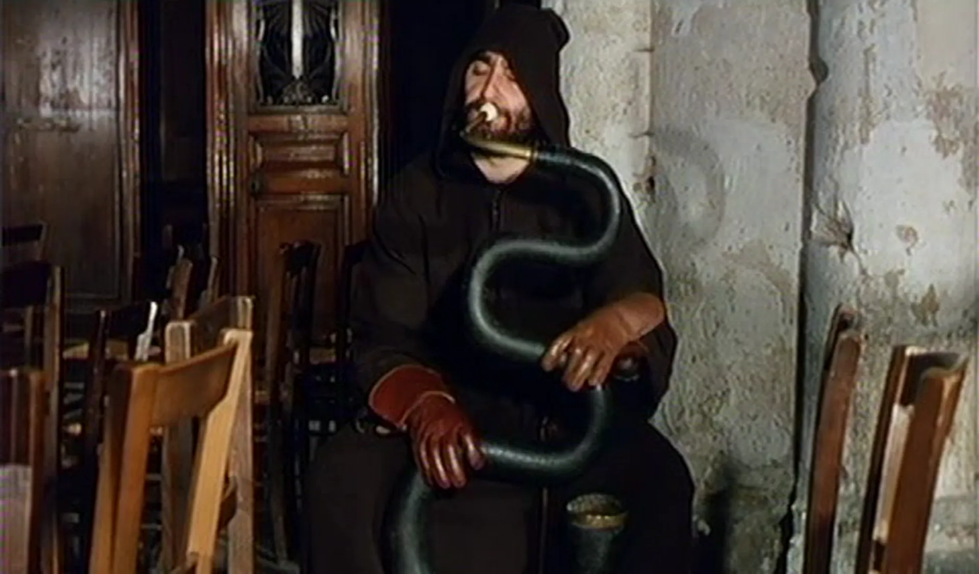 Justine de Sade scene still 6