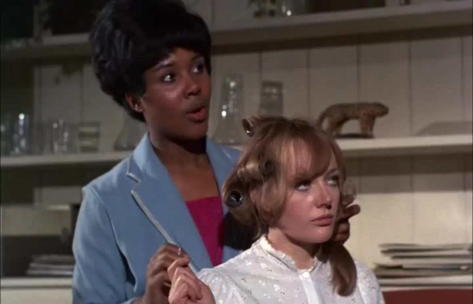 School for Unclaimed Girls scene still 3