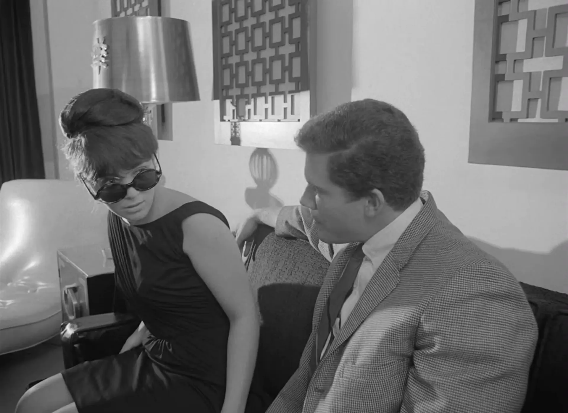 The Sex Perils of Paulette scene still 3