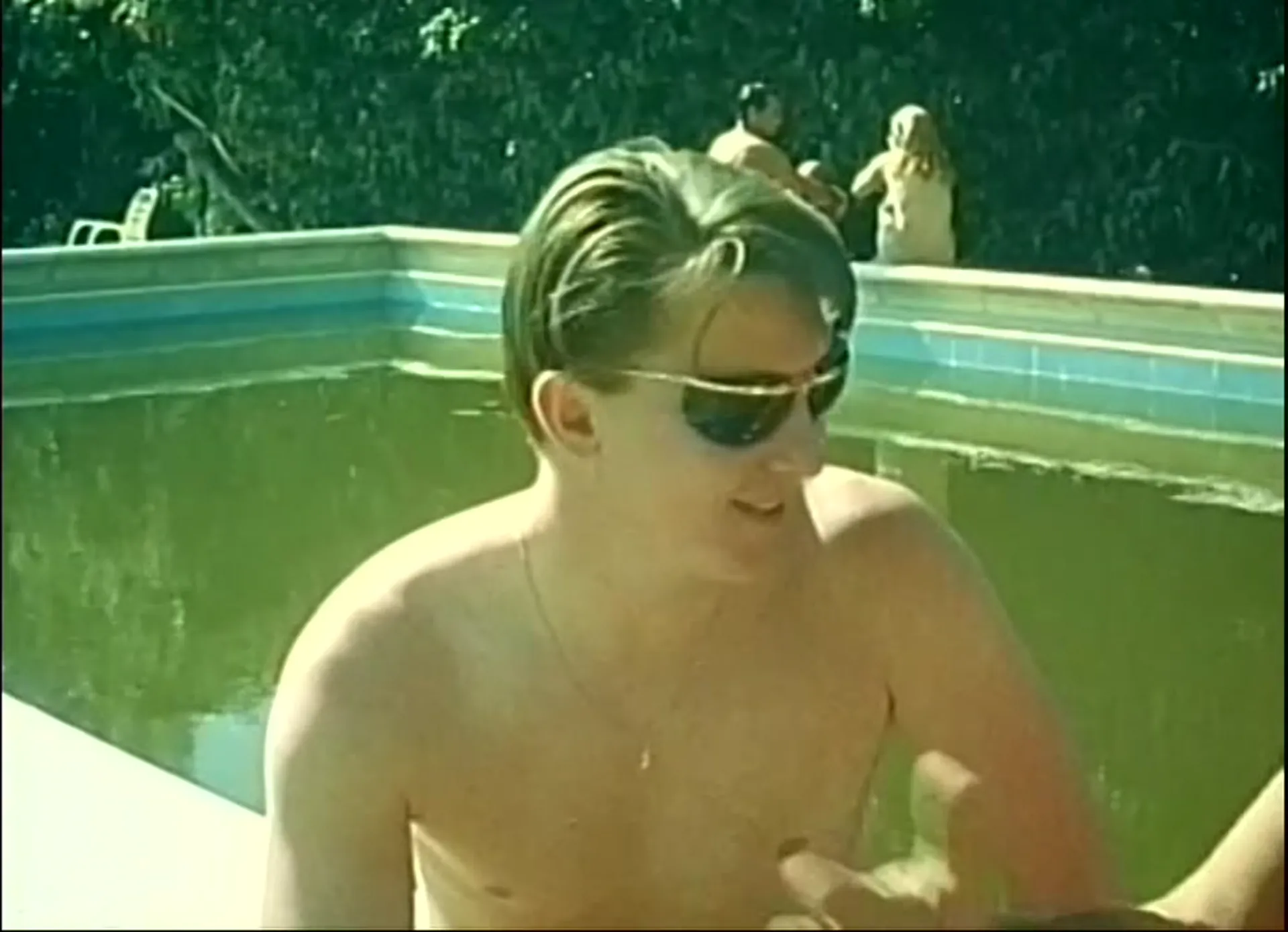 Nudes on Tiger Reef scene still 1