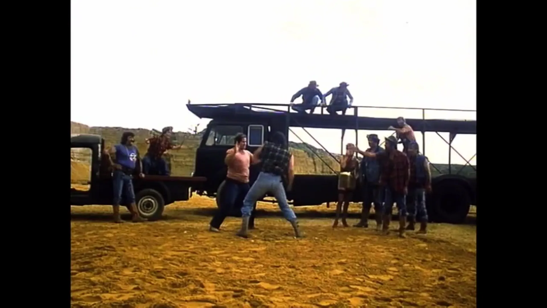 Warrior of the Lost World scene still 6