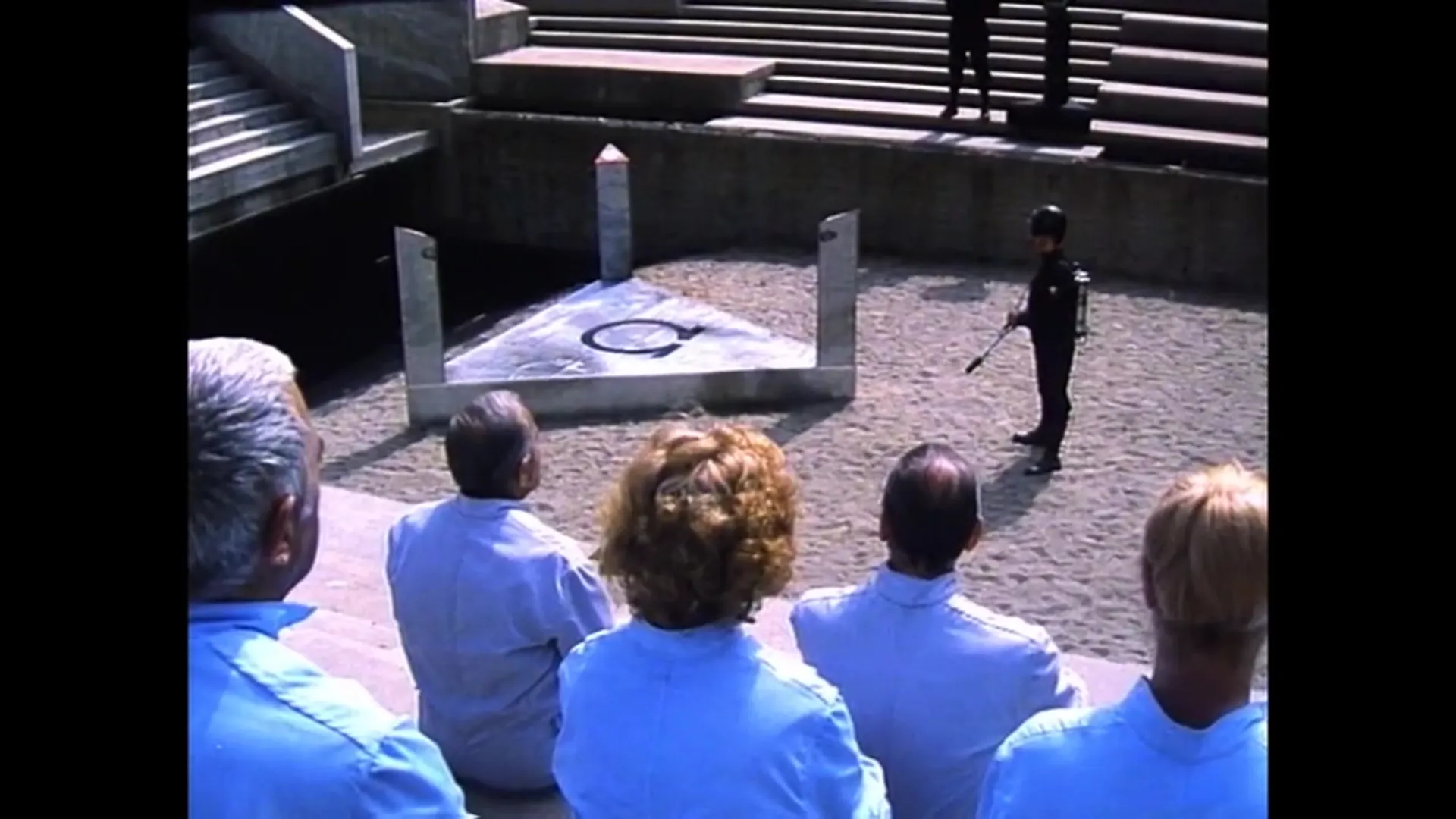 Warrior of the Lost World scene still 4