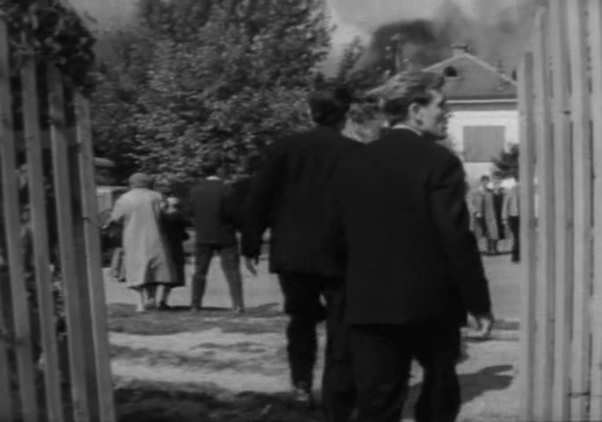 Atomic War Bride scene still 4
