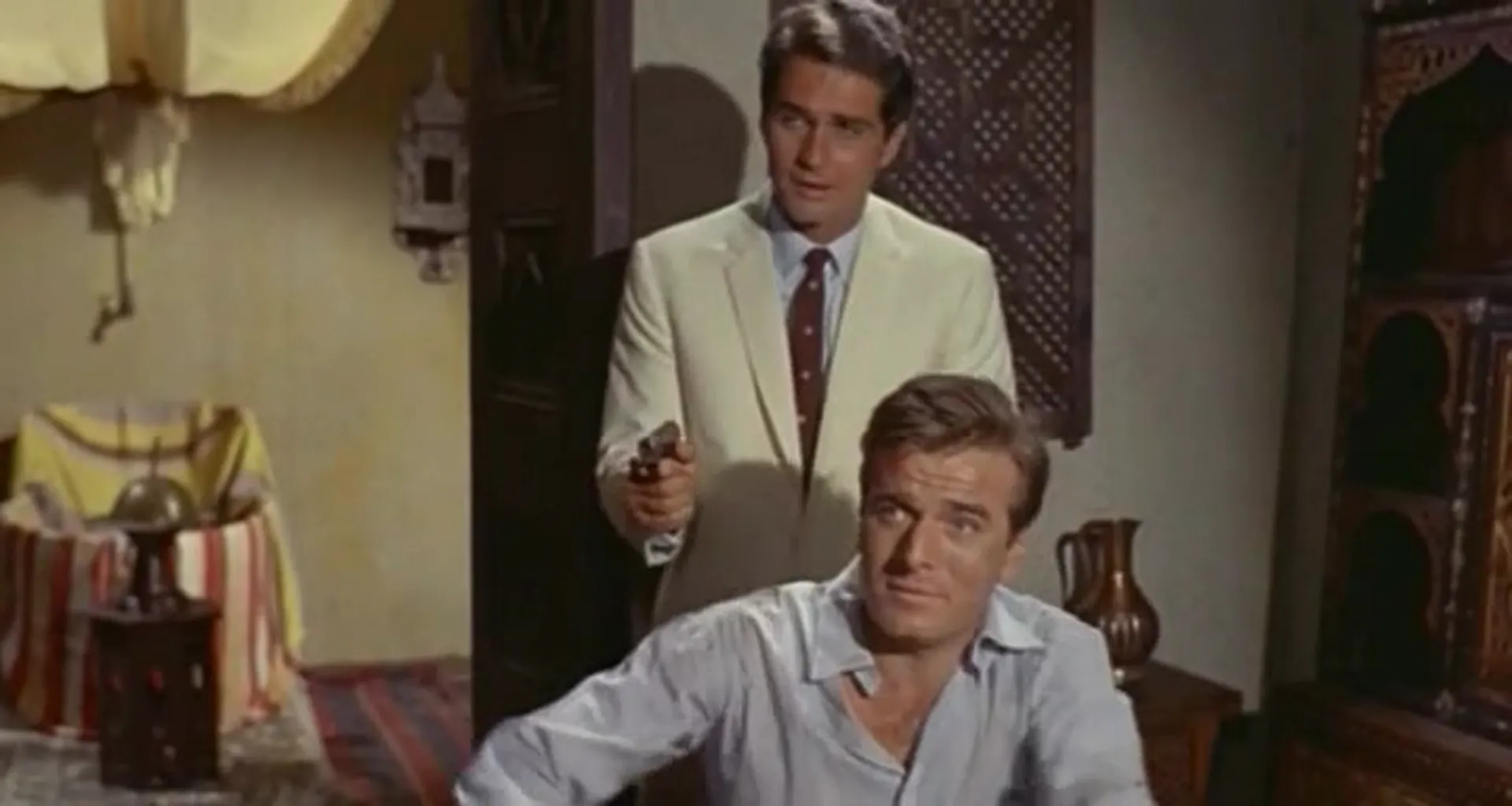 Spy in Your Eye scene still 6