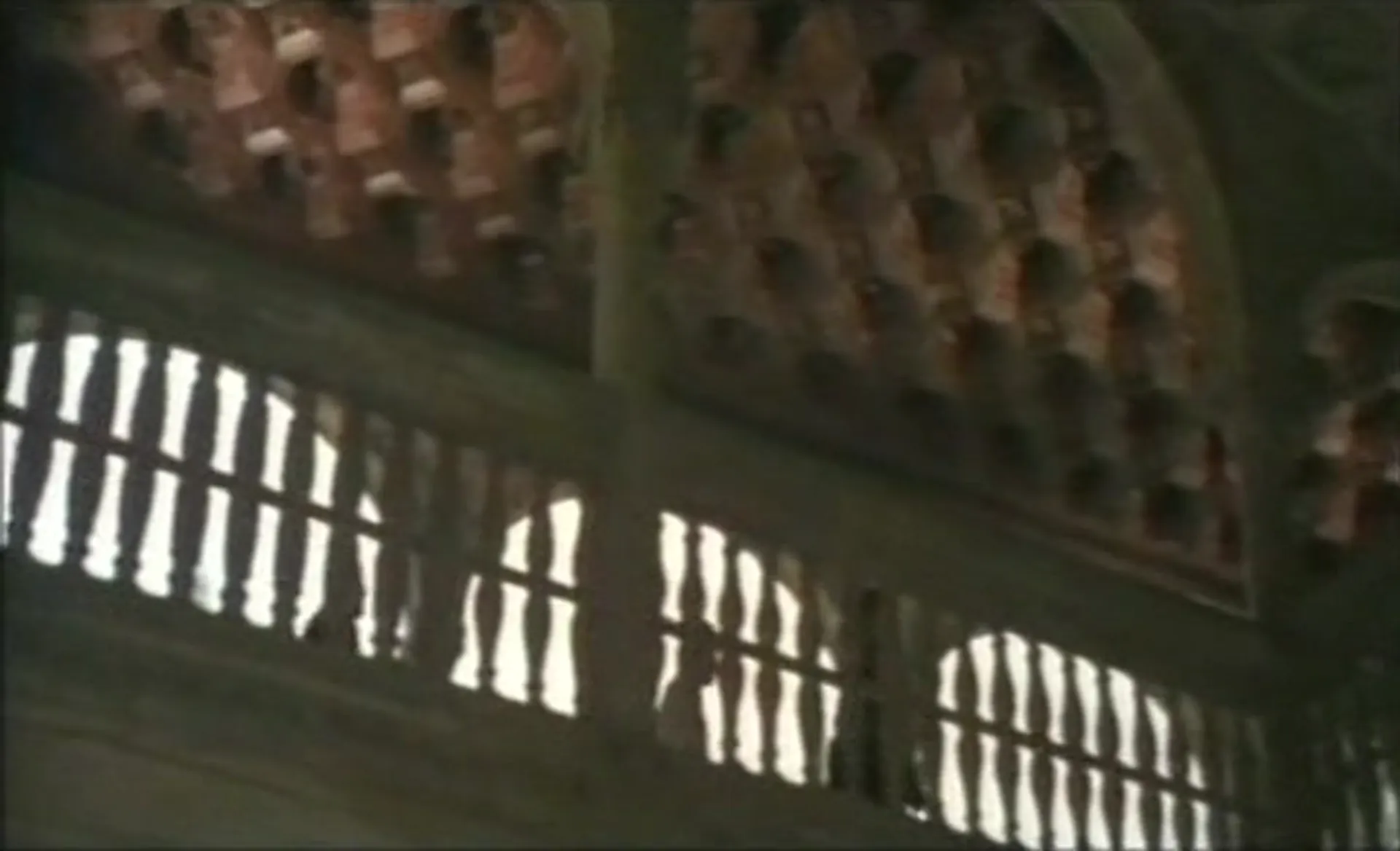Agent 3S3, Massacre in the Sun scene still 4