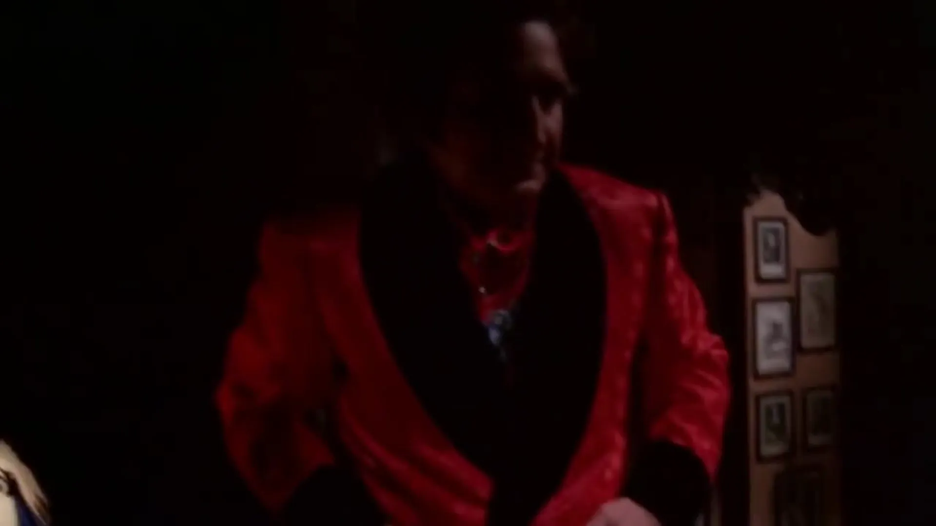 Simon, King of the Witches scene still 5