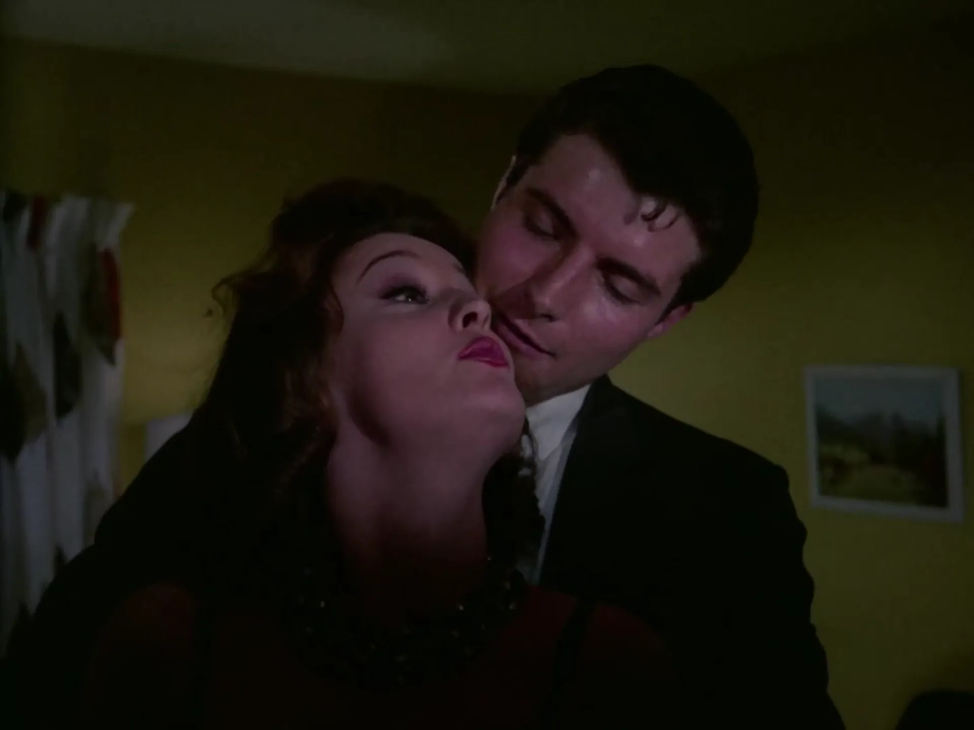 Moonlighting Wives scene still 4