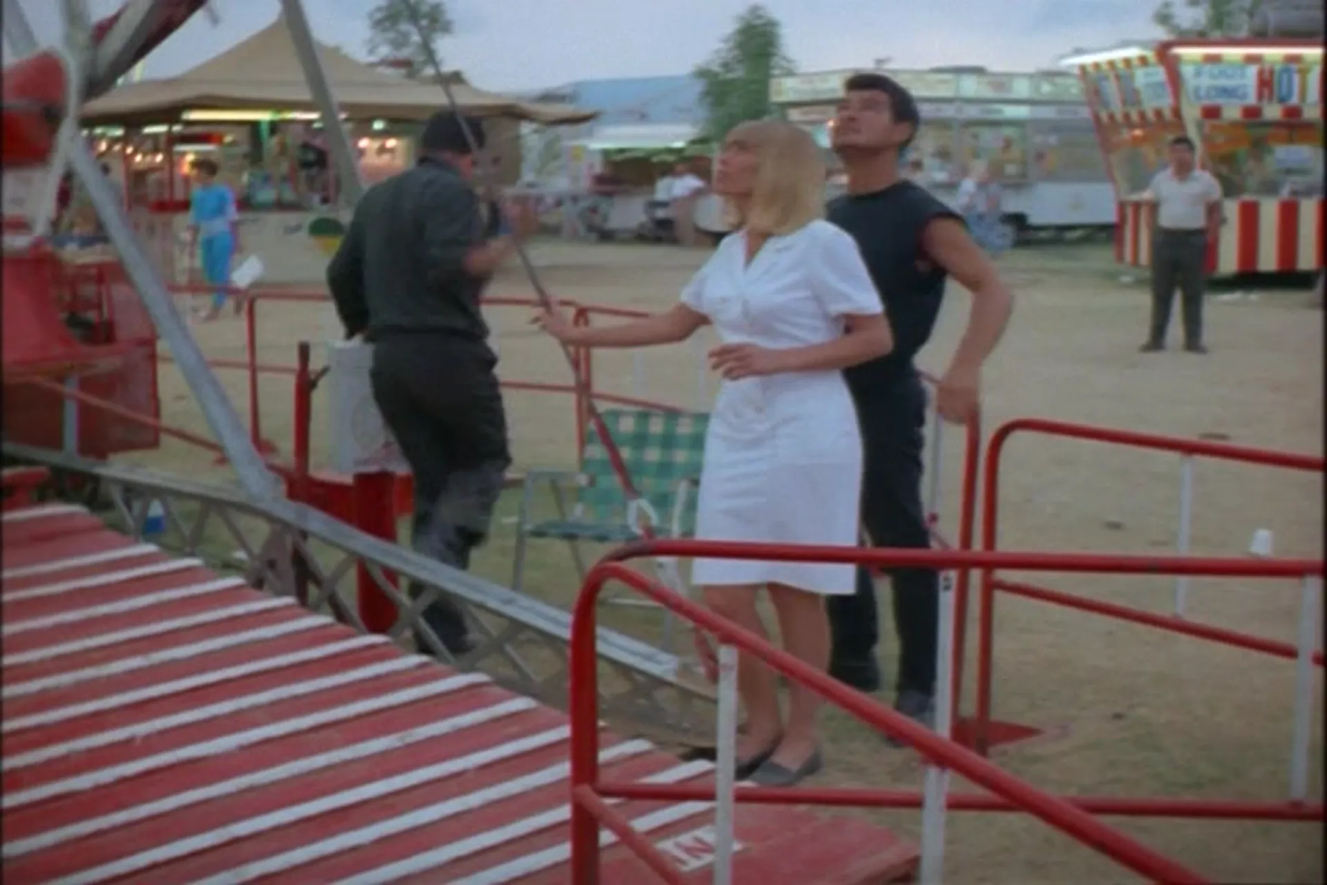 She Freak scene still 5