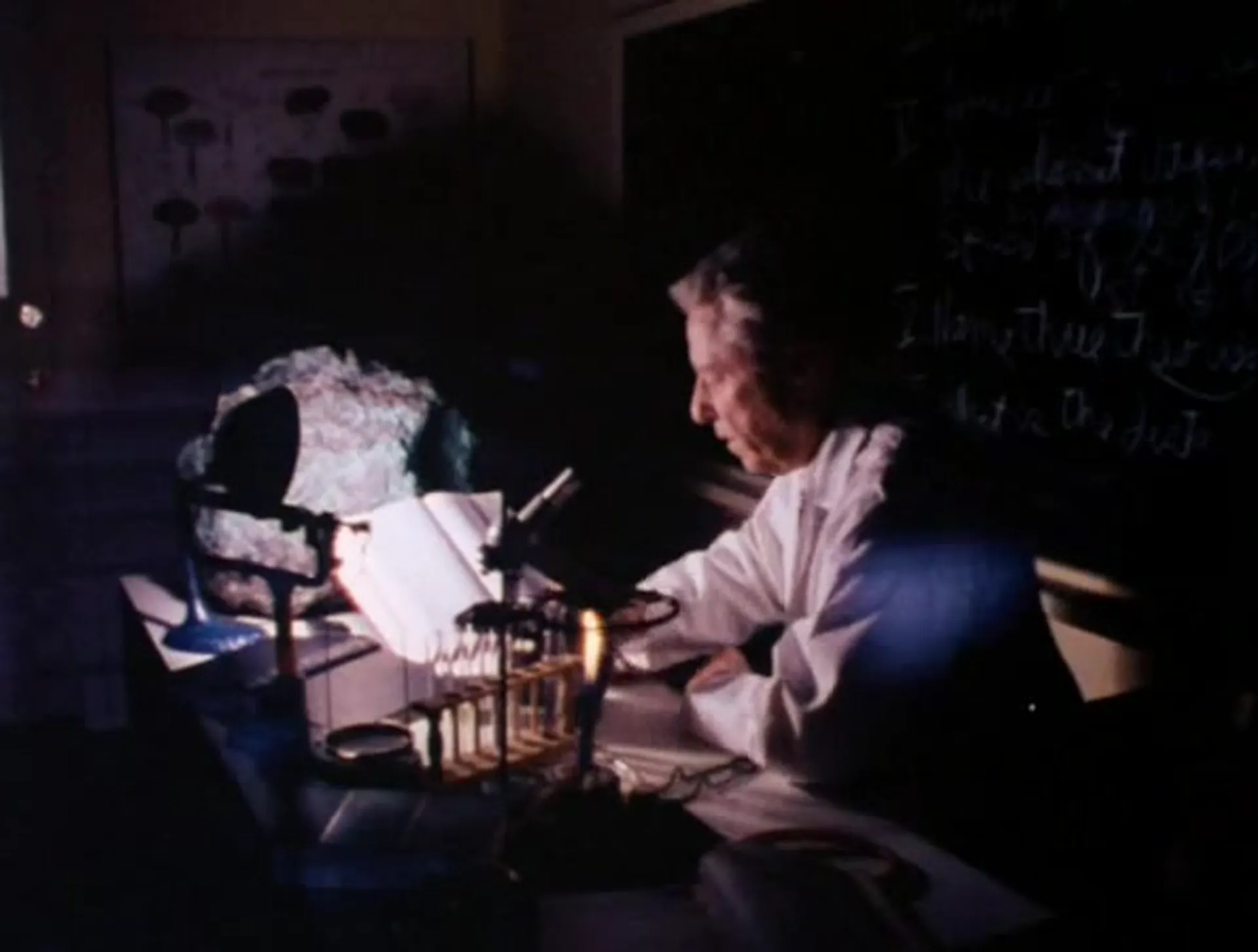 The Day It Came to Earth scene still 5