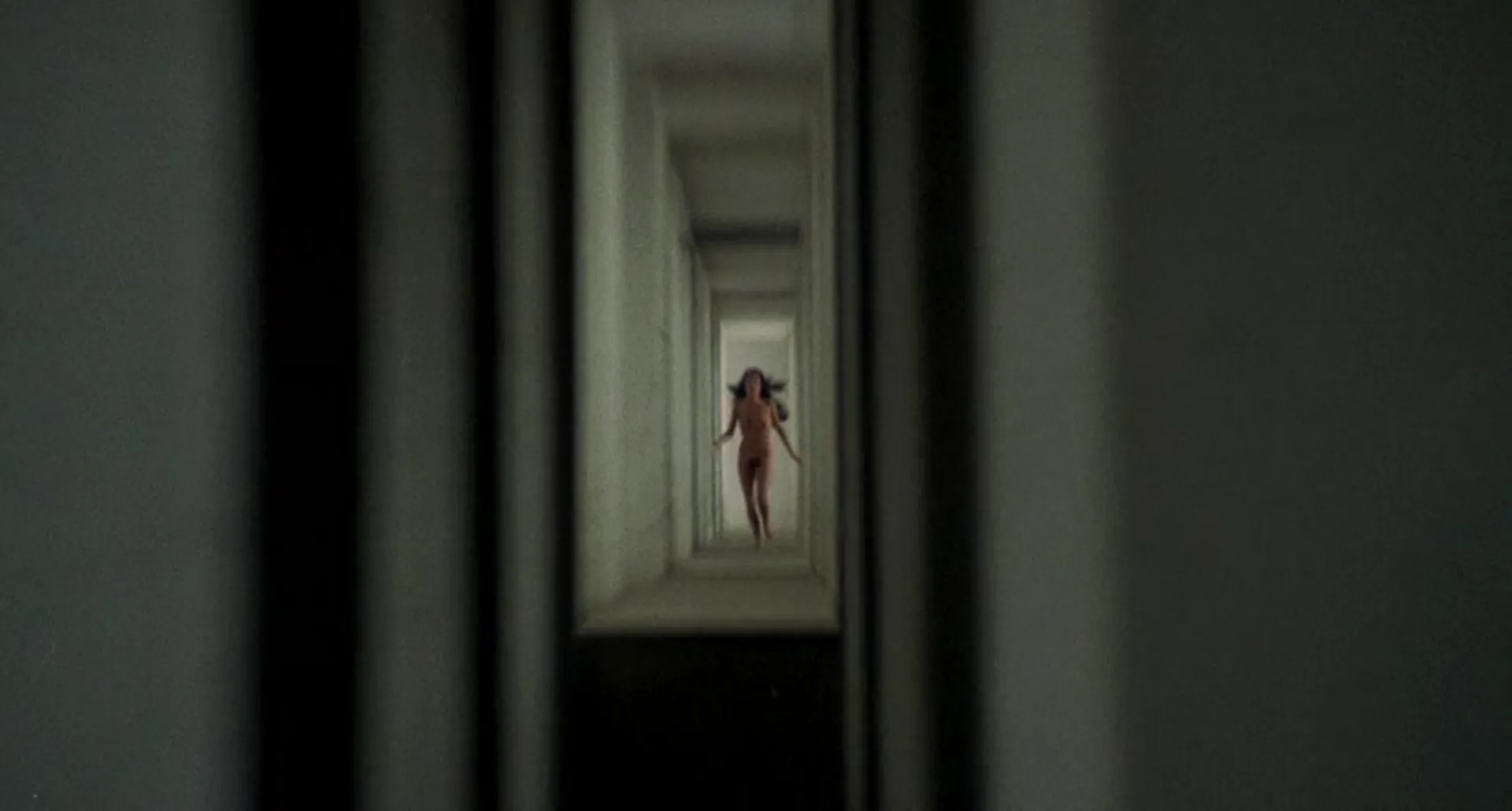 A Lizard in a Woman's Skin scene still 2