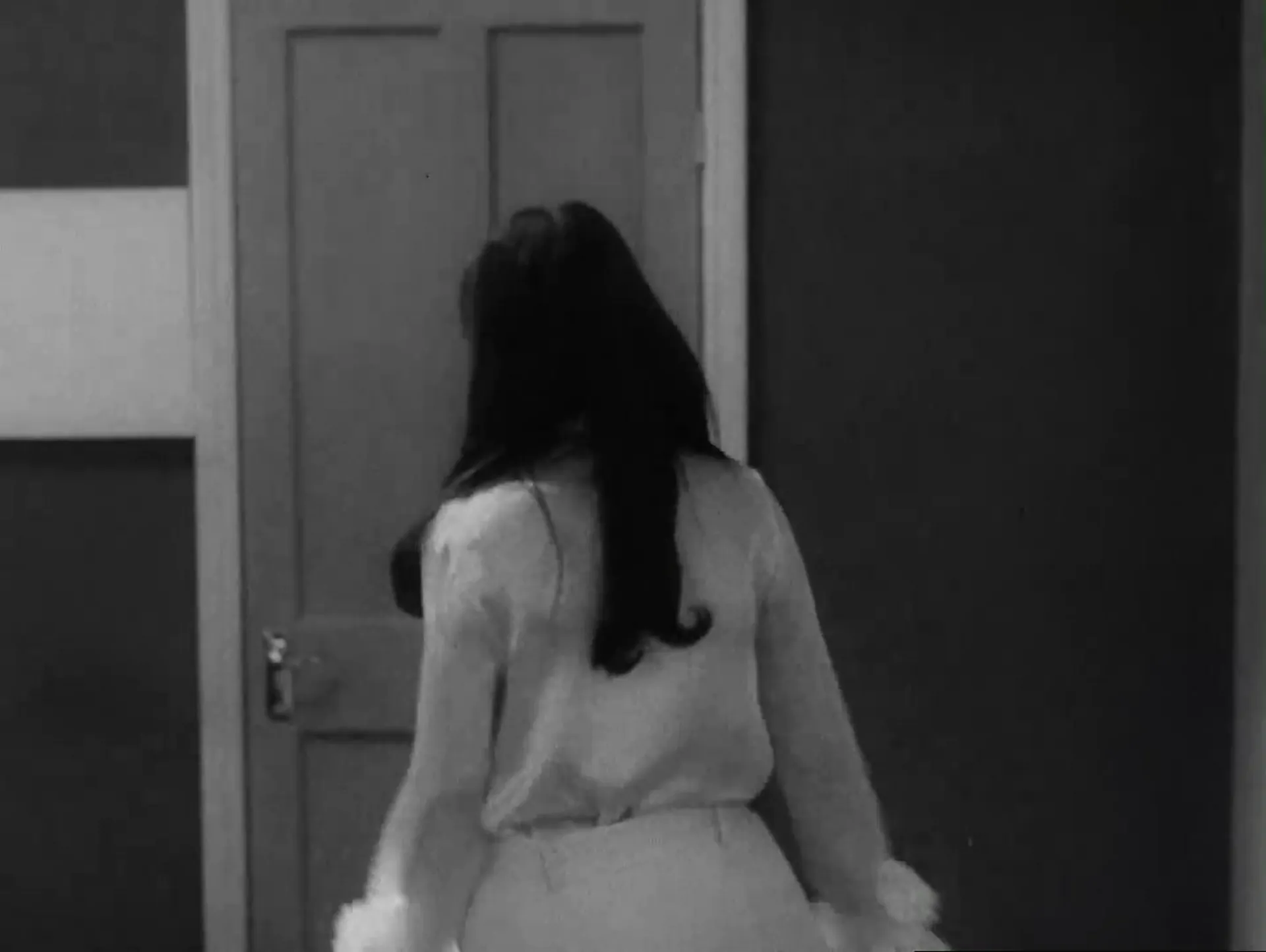 Her Private Hell scene still 6