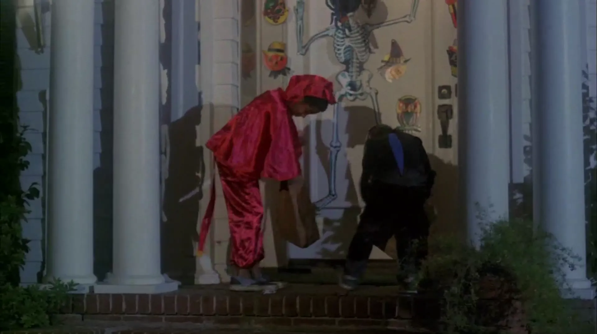 Trick or Treats scene still 6