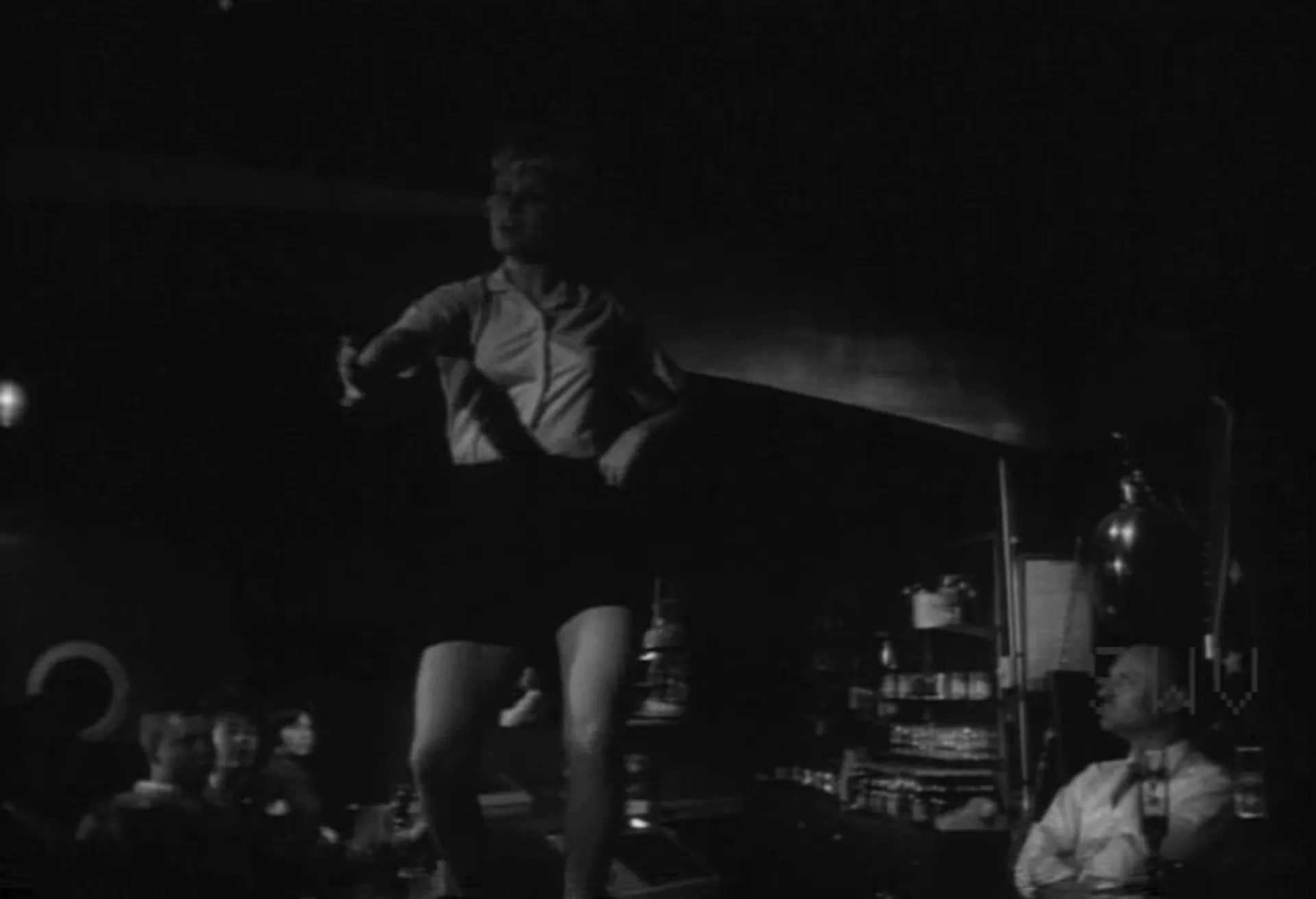 Hot-Blooded Woman scene still 4