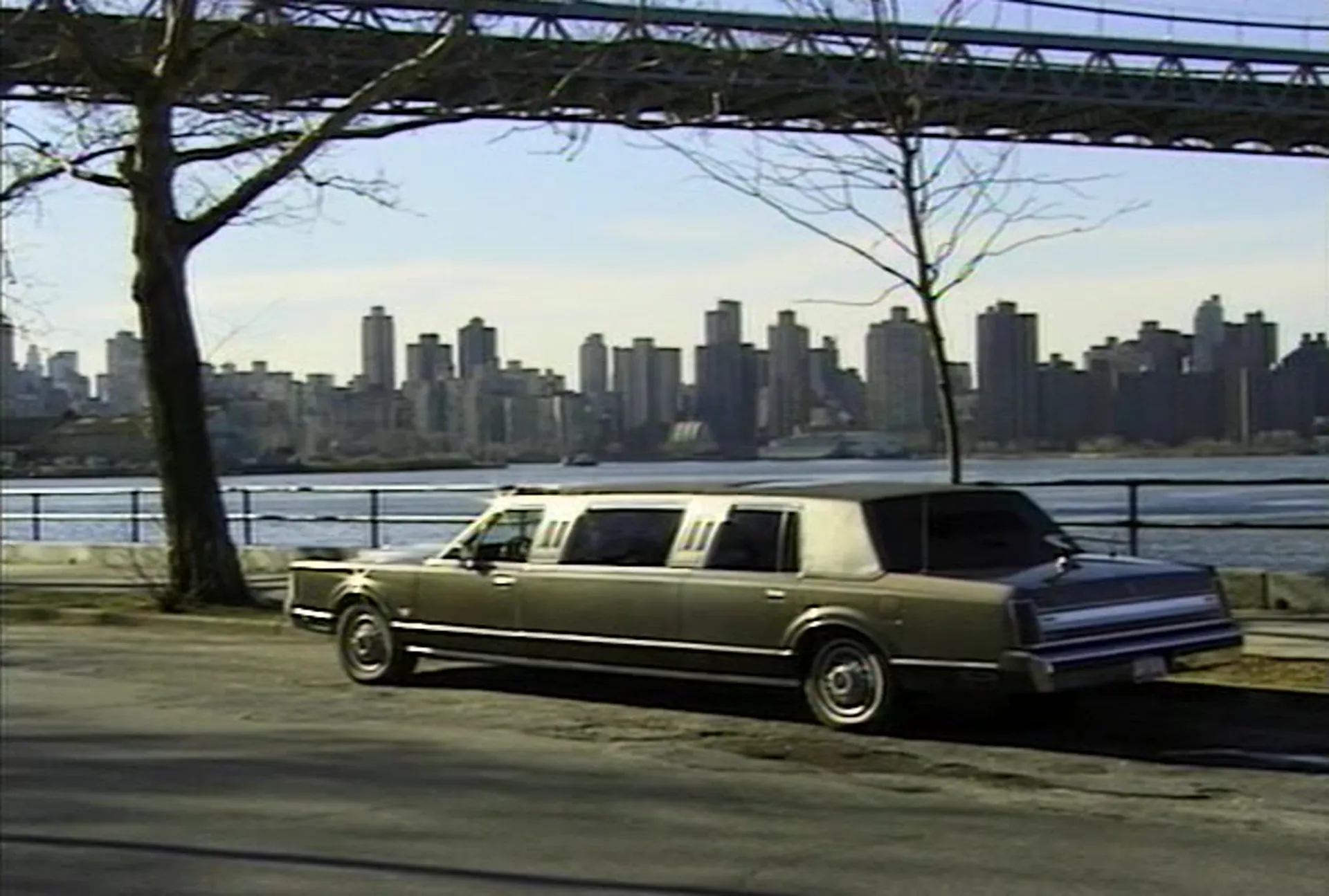 Hellinger scene still 2