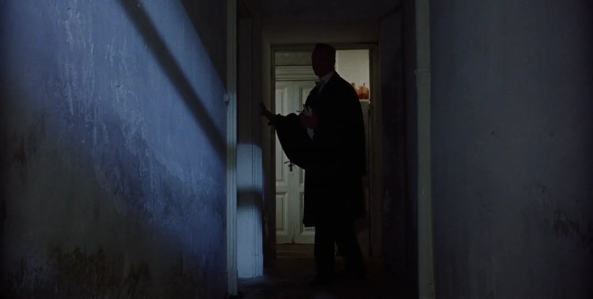 The Horrible Dr. Hichcock scene still 6