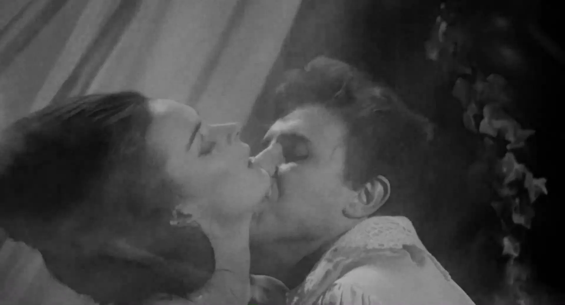 An Angel for Satan scene still 4