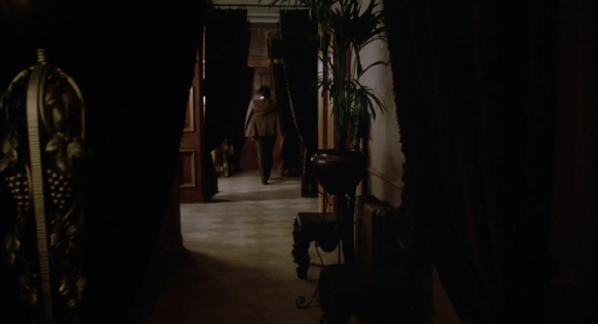 Vampyres scene still 4