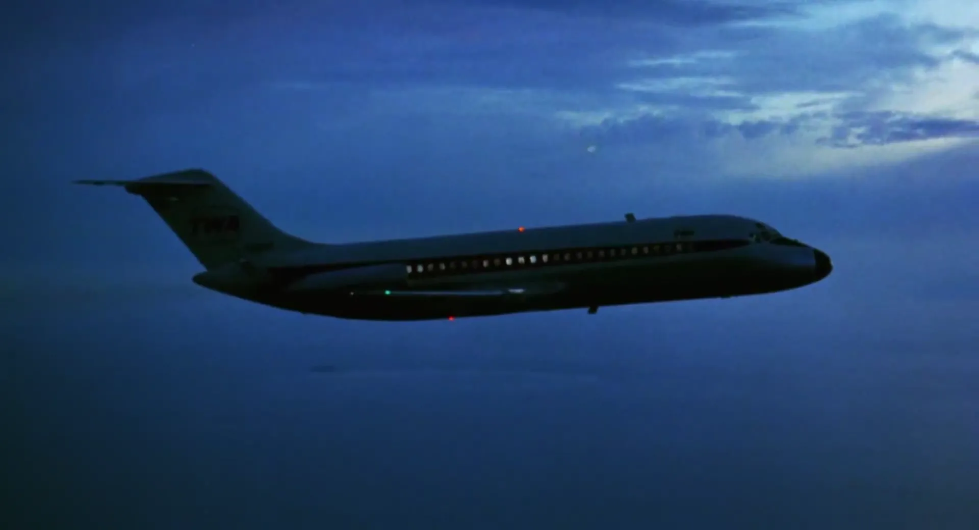 Blazing Stewardesses scene still 4