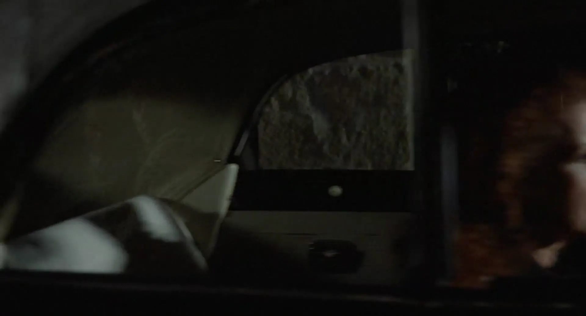 Absurd scene still 6