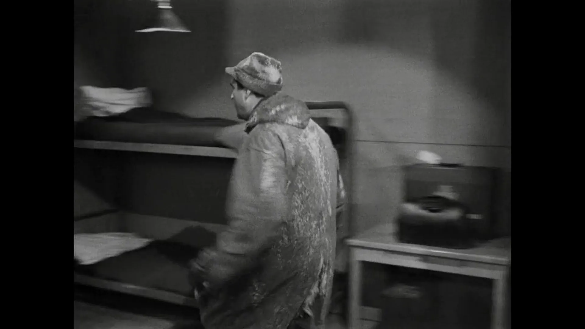 The Beast from 20,000 Fathoms scene still 2