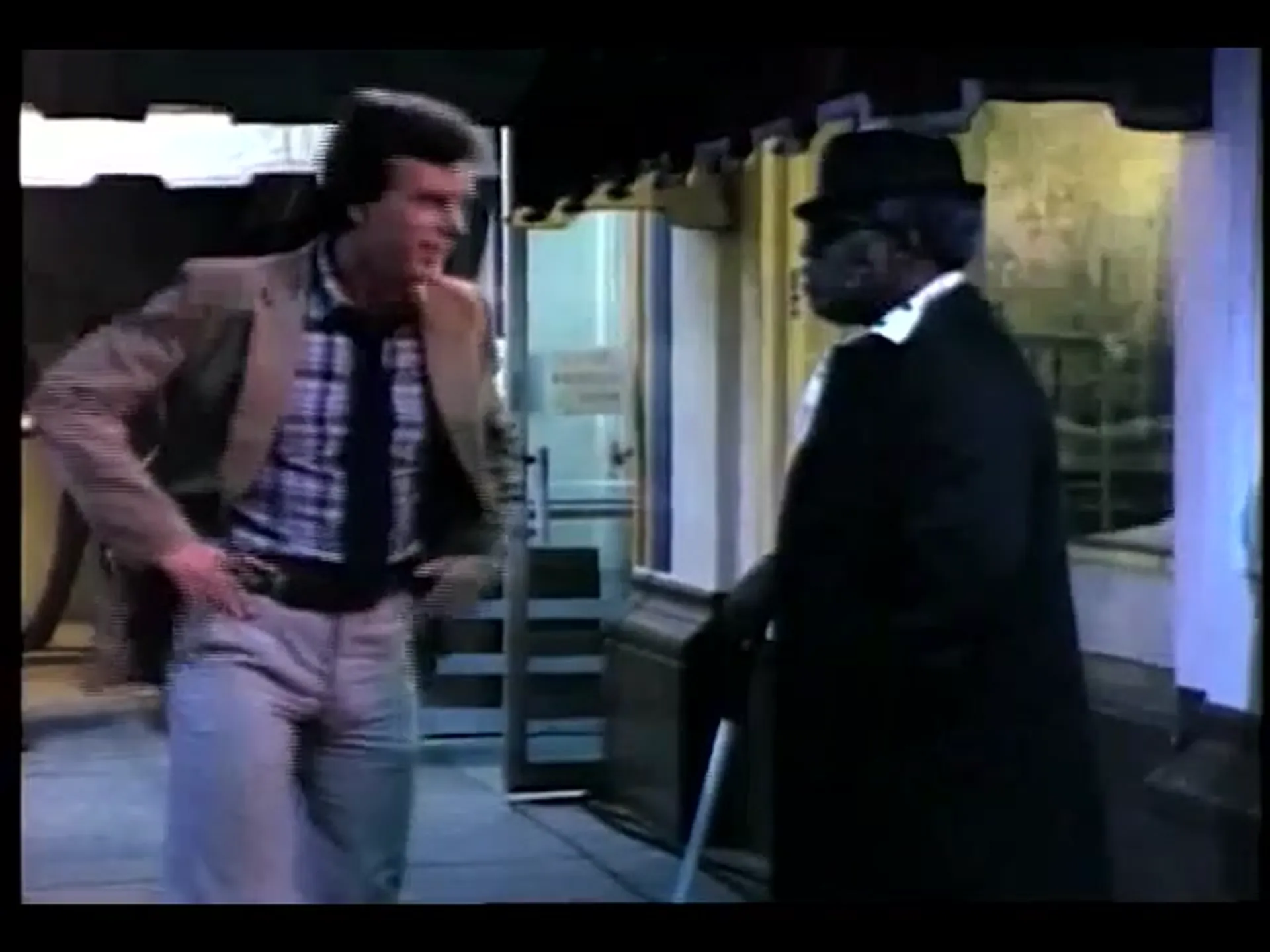Early Warning scene still 1