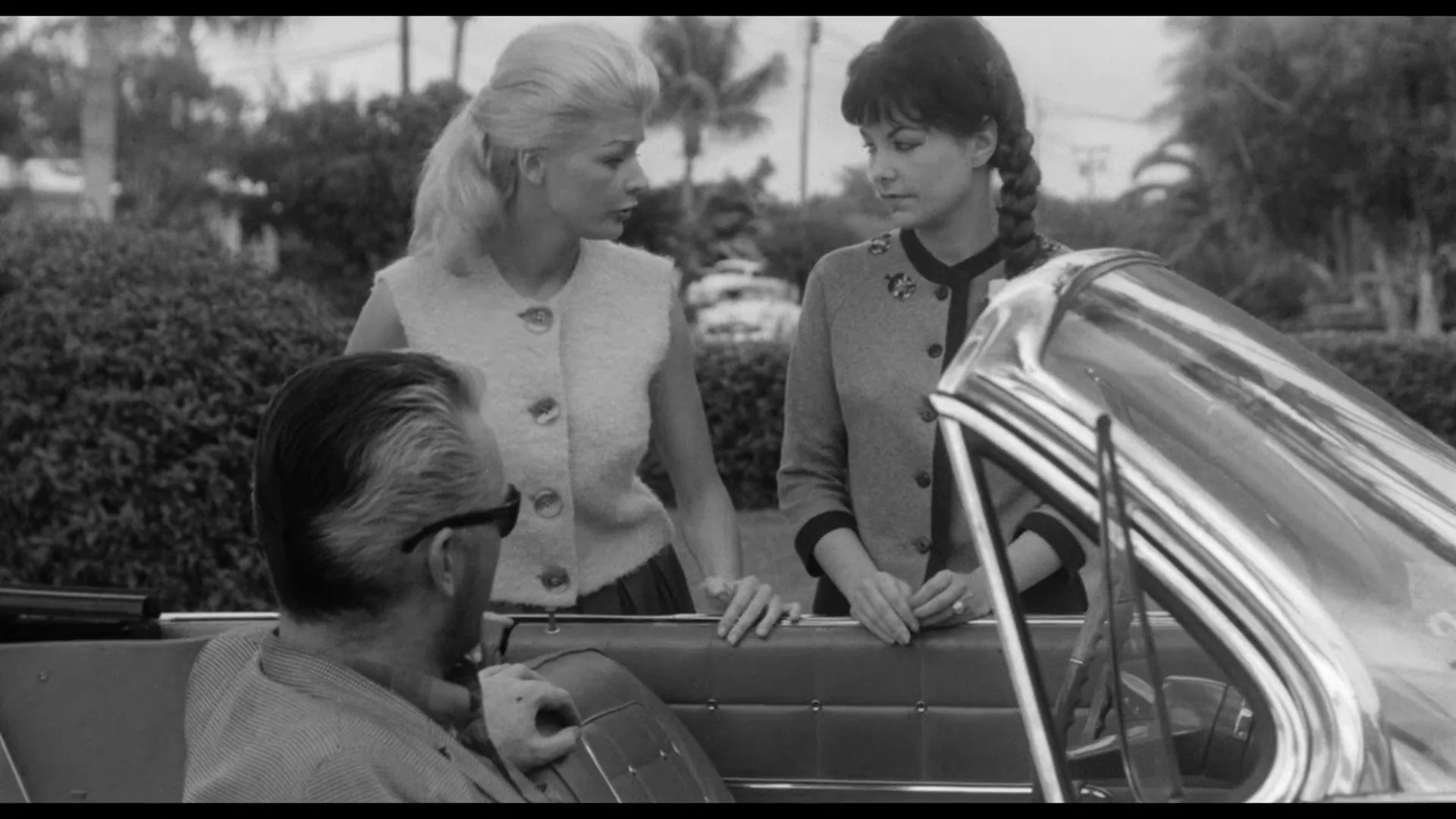 Scum of the Earth! scene still 2