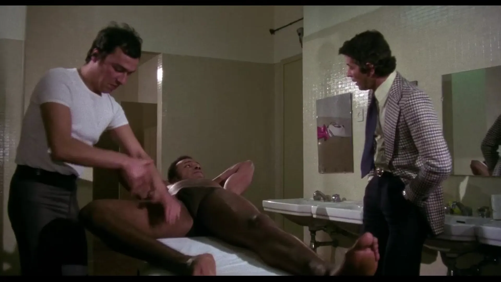 Black Emanuelle 2 scene still 5