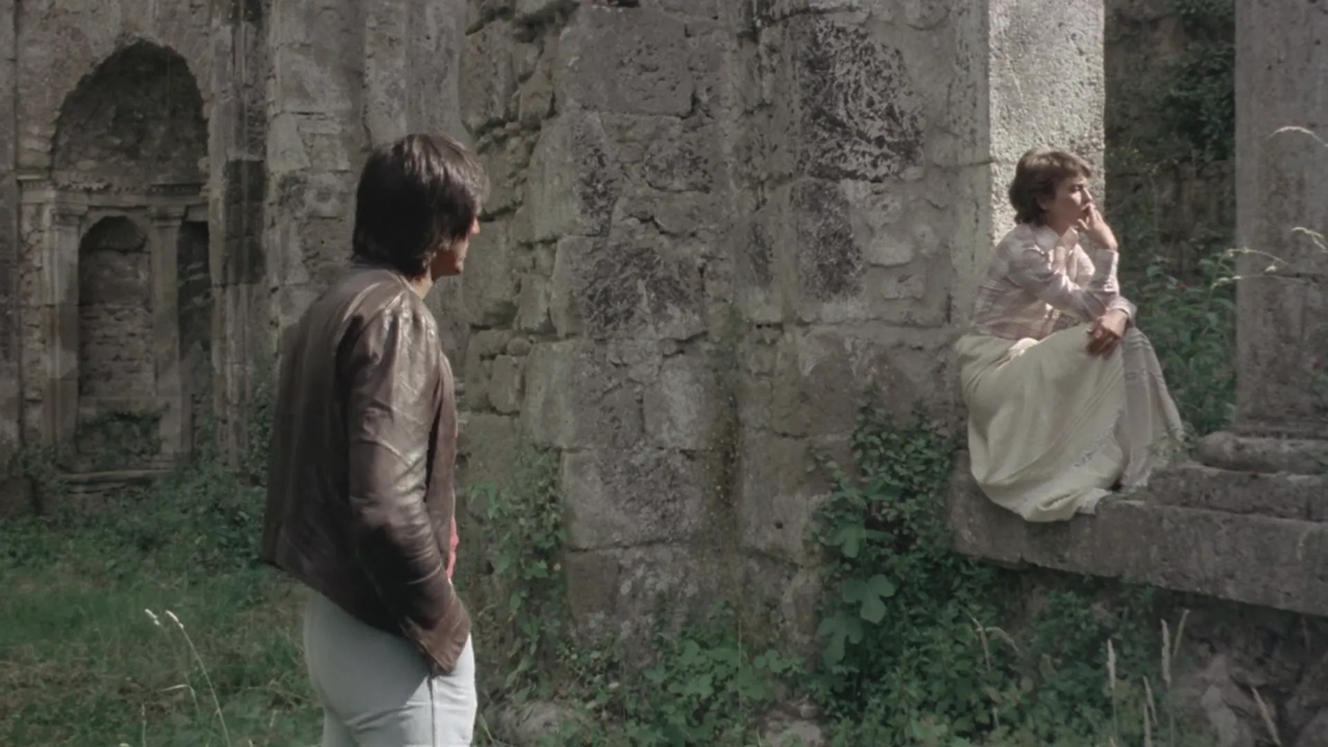 Emanuelle and Francoise scene still 2