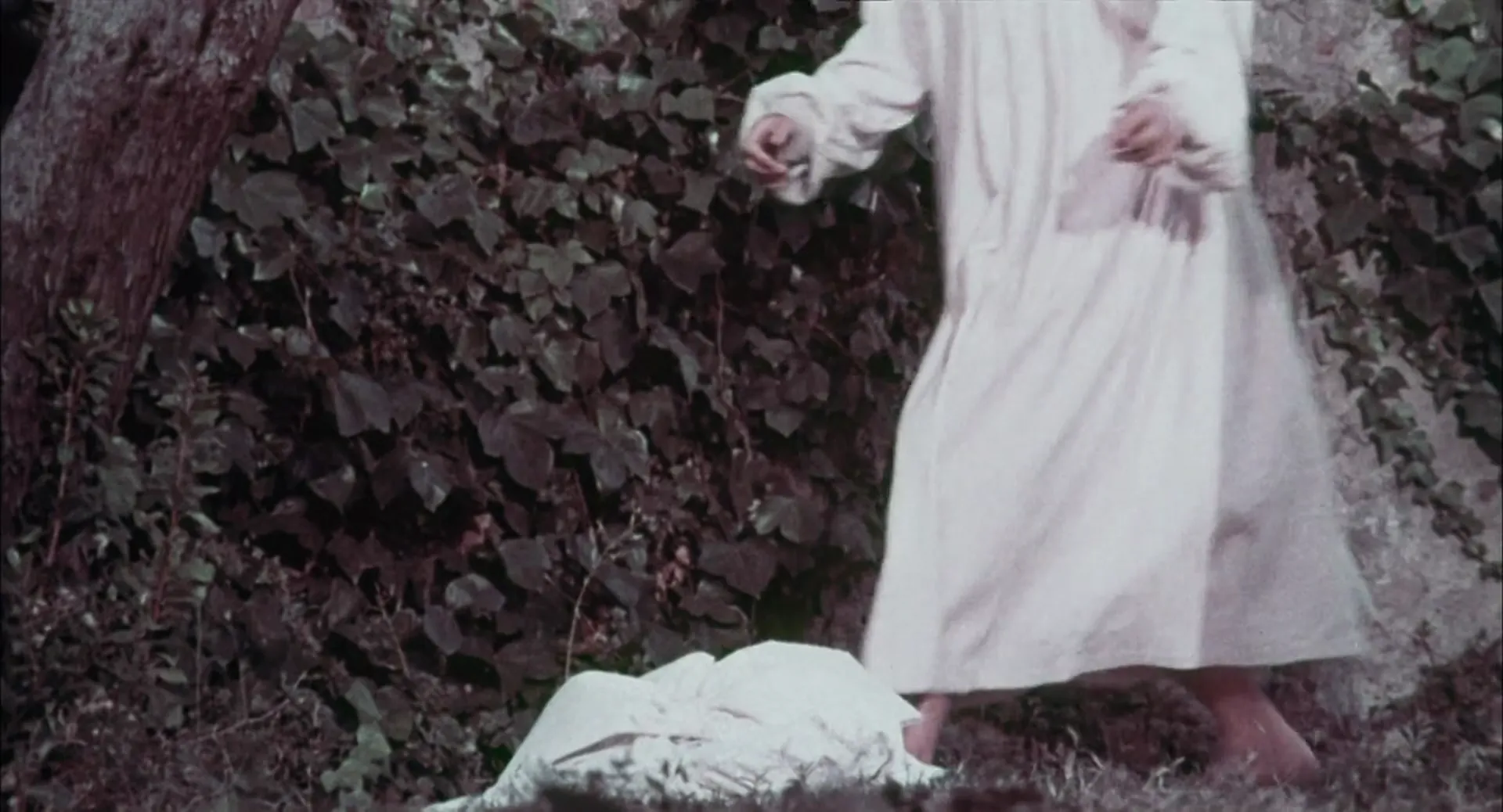 Exorcism's Daughter scene still 11