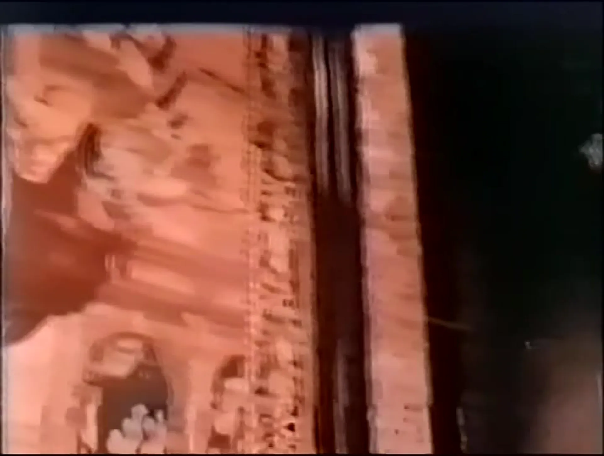 The Golden Mass scene still 2