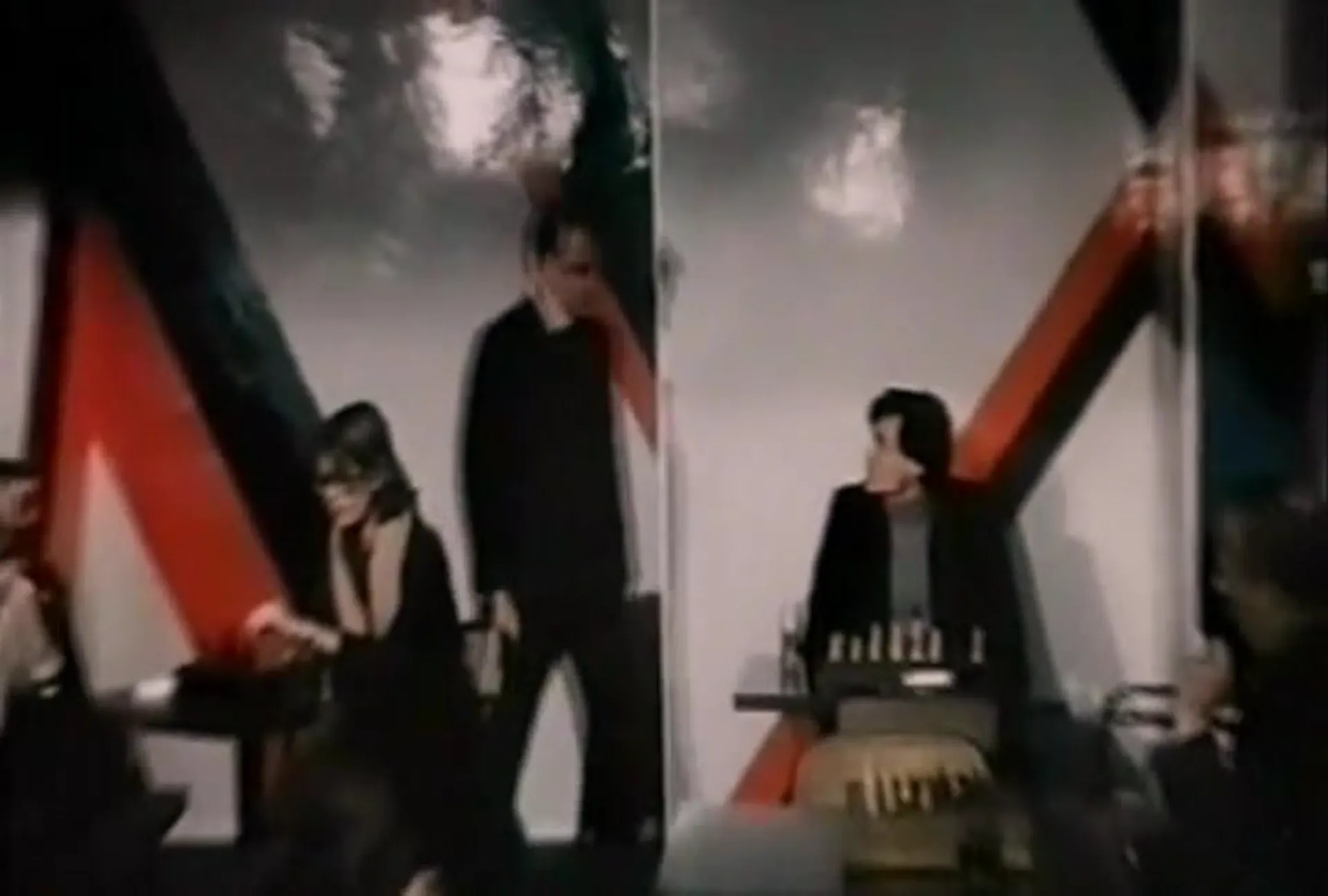 Ring of Darkness scene still 1