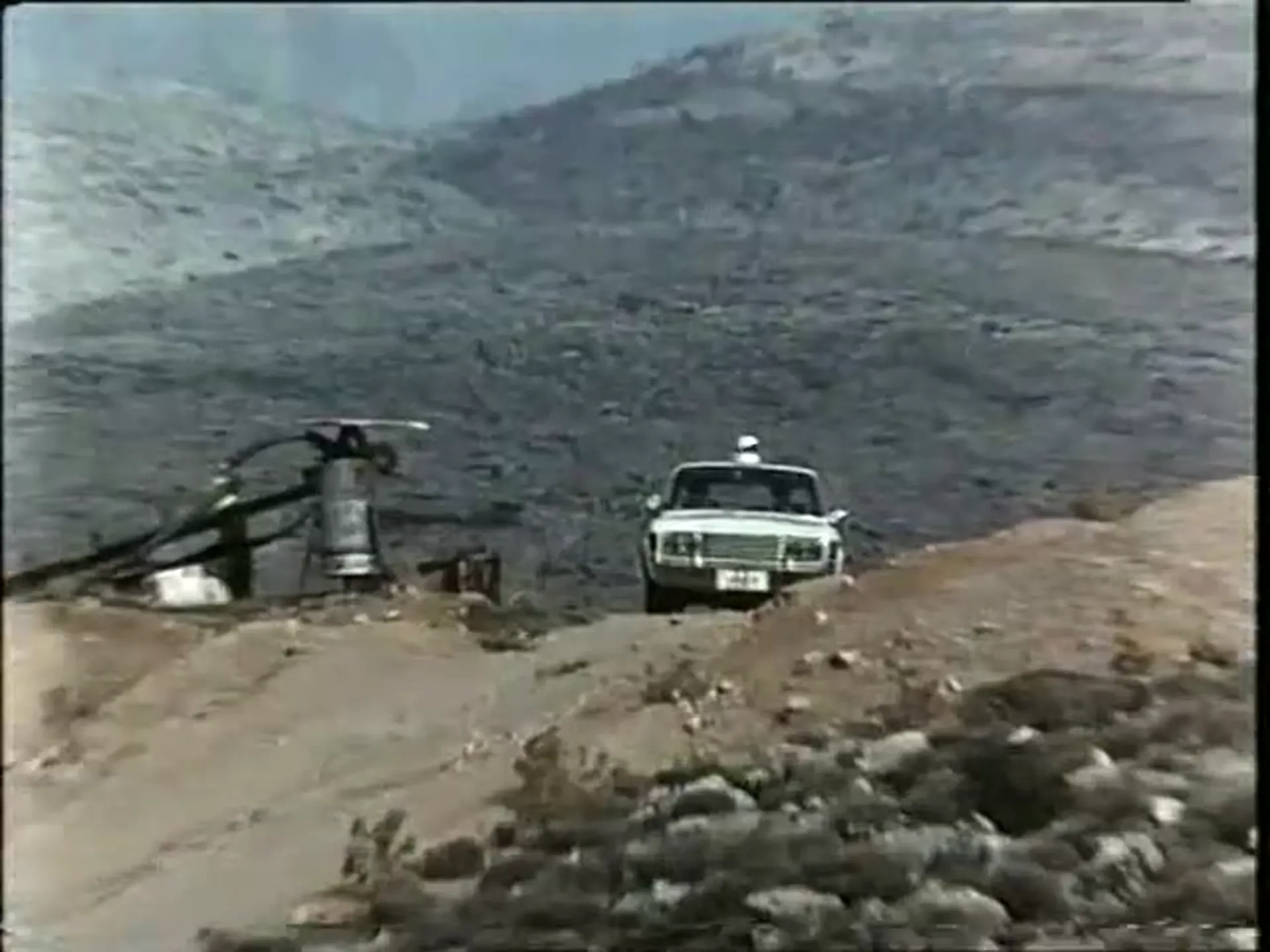The Abductors scene still 12
