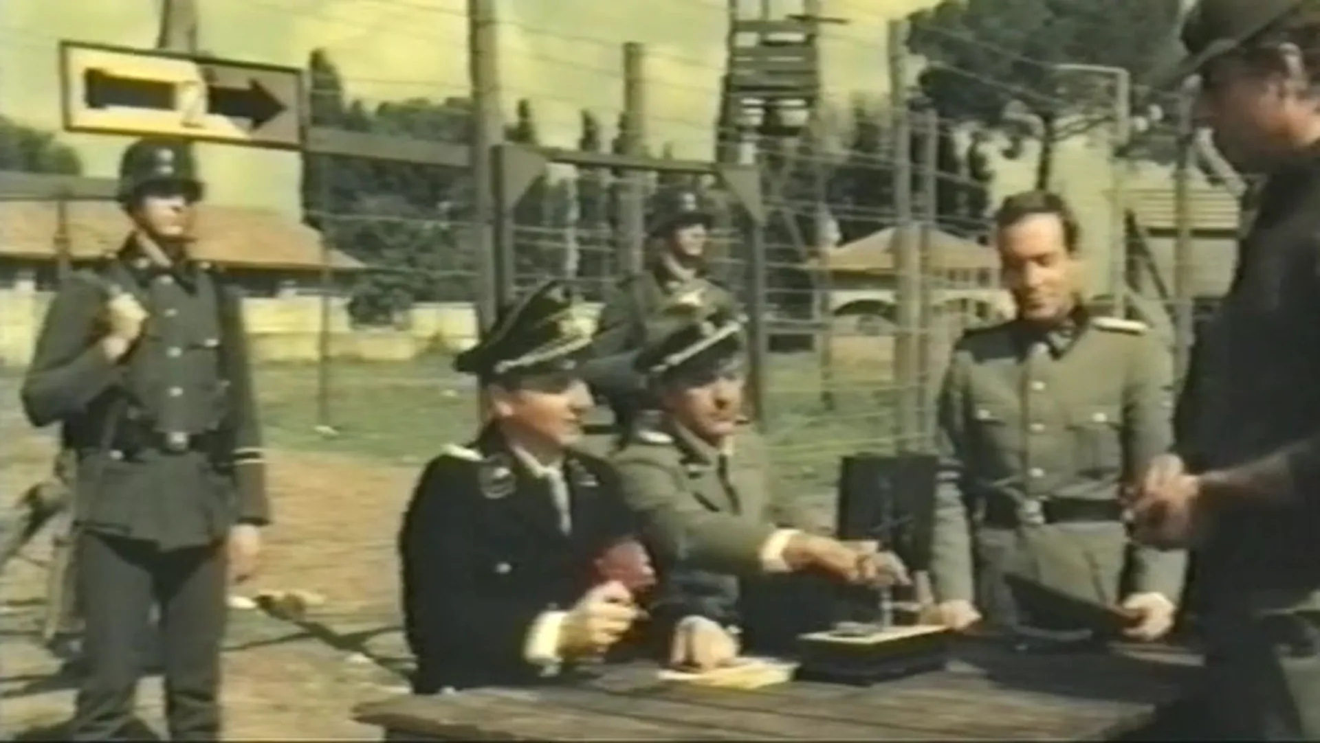 Liebes Lager scene still 9
