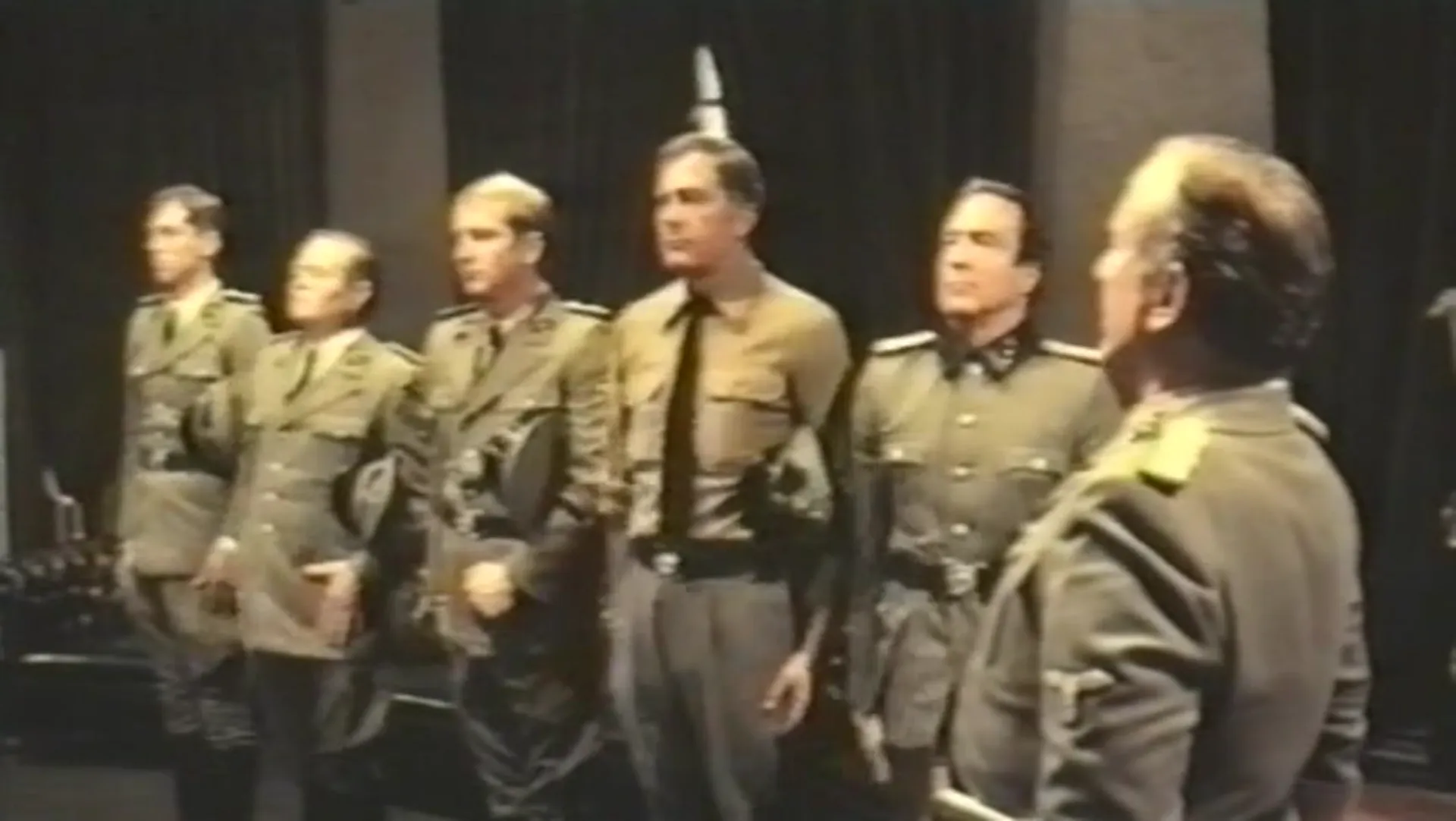 Liebes Lager scene still 1