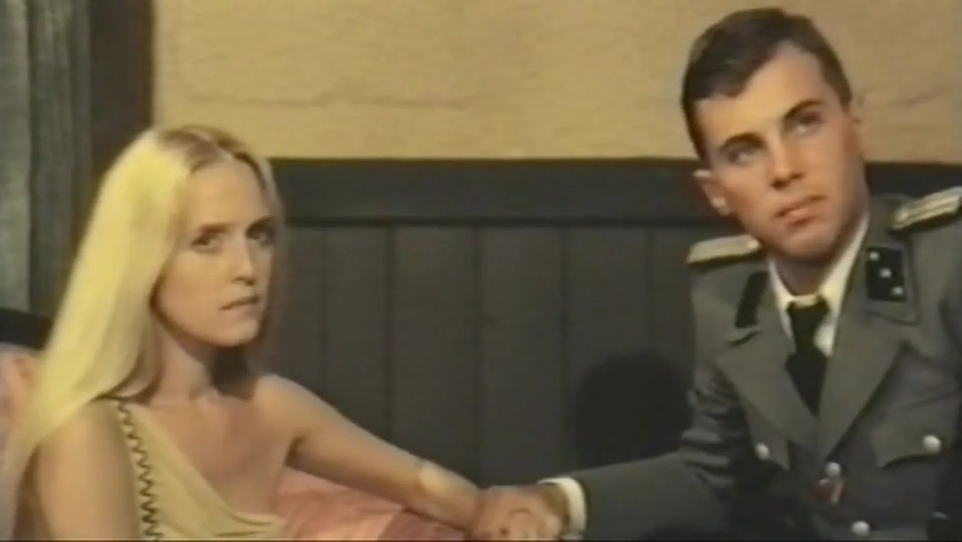 Liebes Lager scene still 8